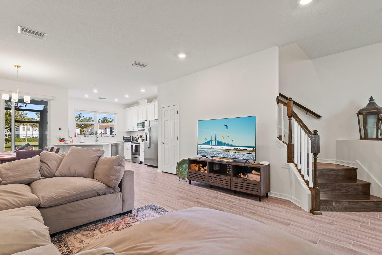 SIENNA PARK TWNHMS/UNIVERSITY - Residential