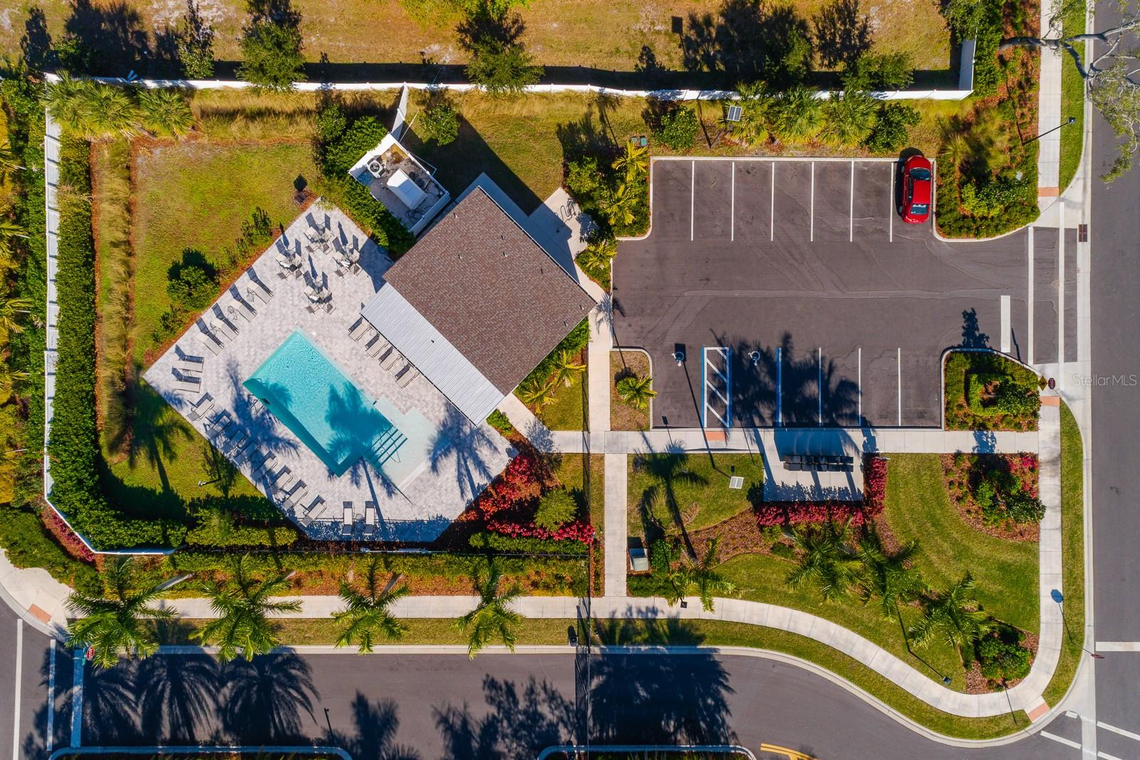 SIENNA PARK TWNHMS/UNIVERSITY - Residential