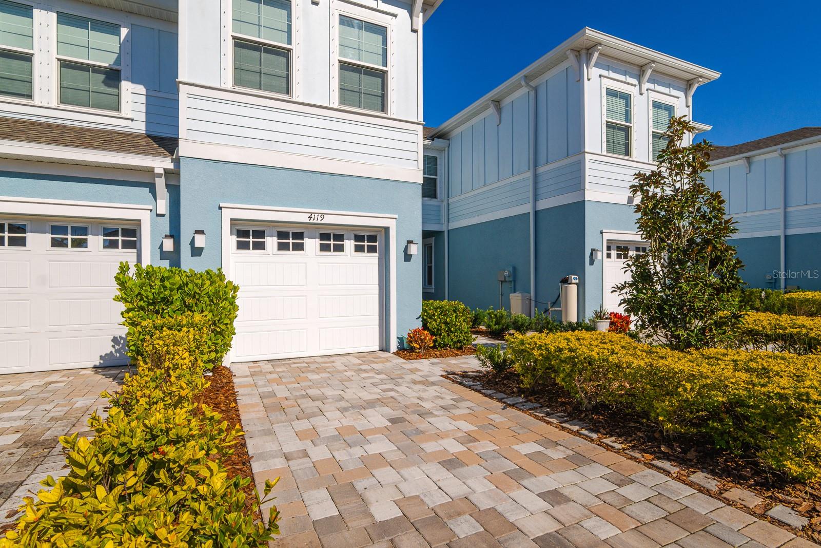 SIENNA PARK TWNHMS/UNIVERSITY - Residential