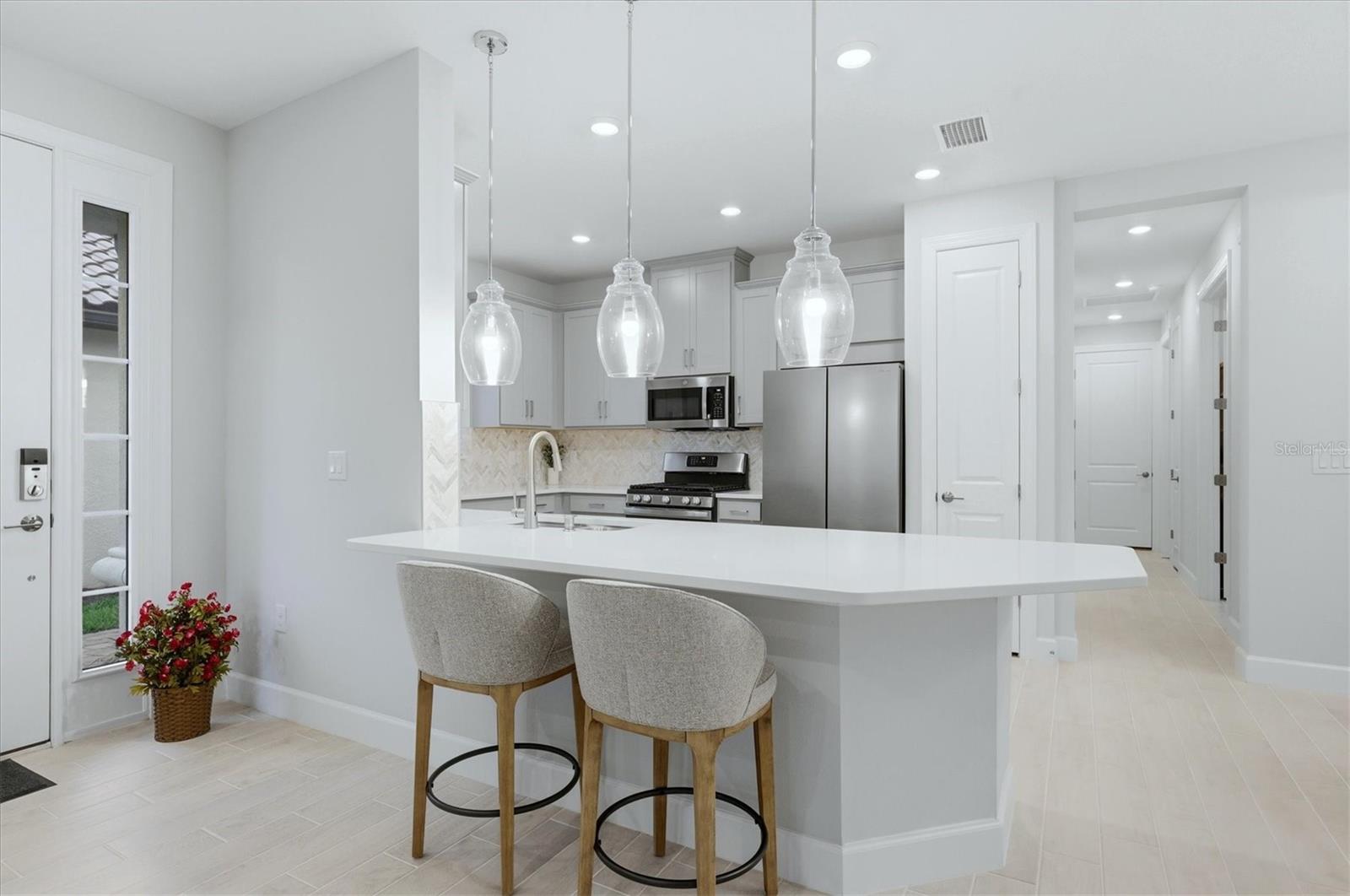 AZARIO ESPLANADE PH III SUBPH D - Residential