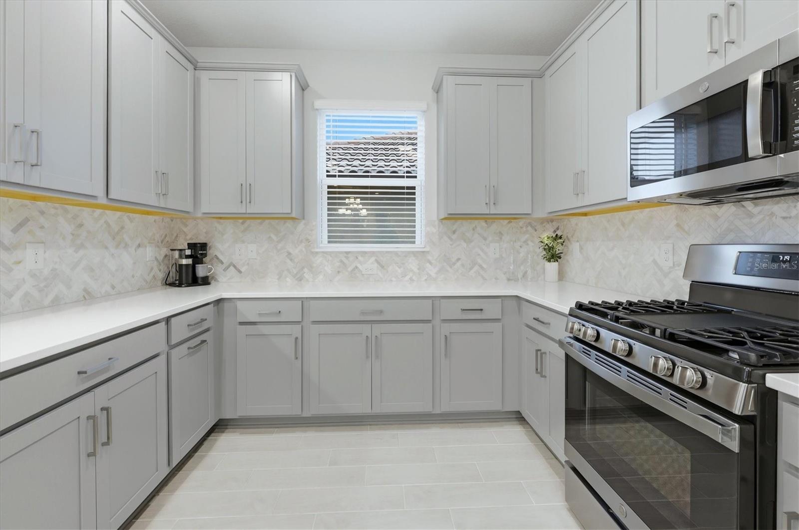 AZARIO ESPLANADE PH III SUBPH D - Residential