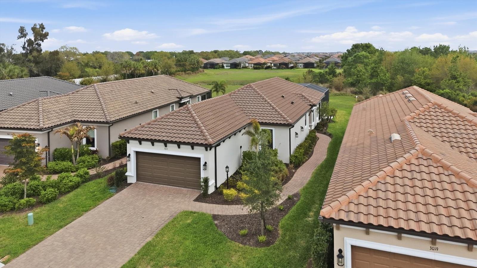 AZARIO ESPLANADE PH III SUBPH D - Residential