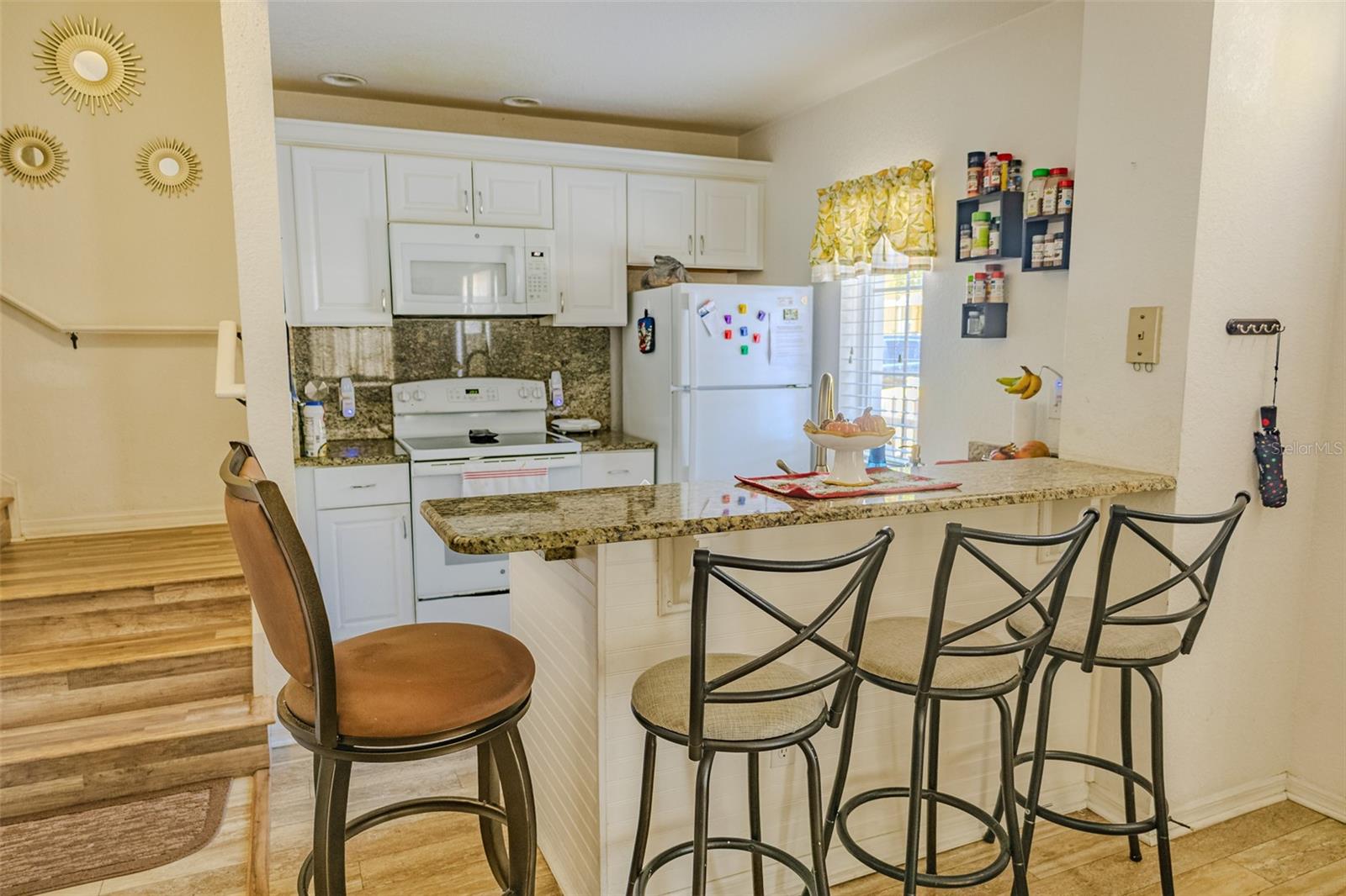 VENETIAN BAY VILLAGE CONDO PH 3 - Residential