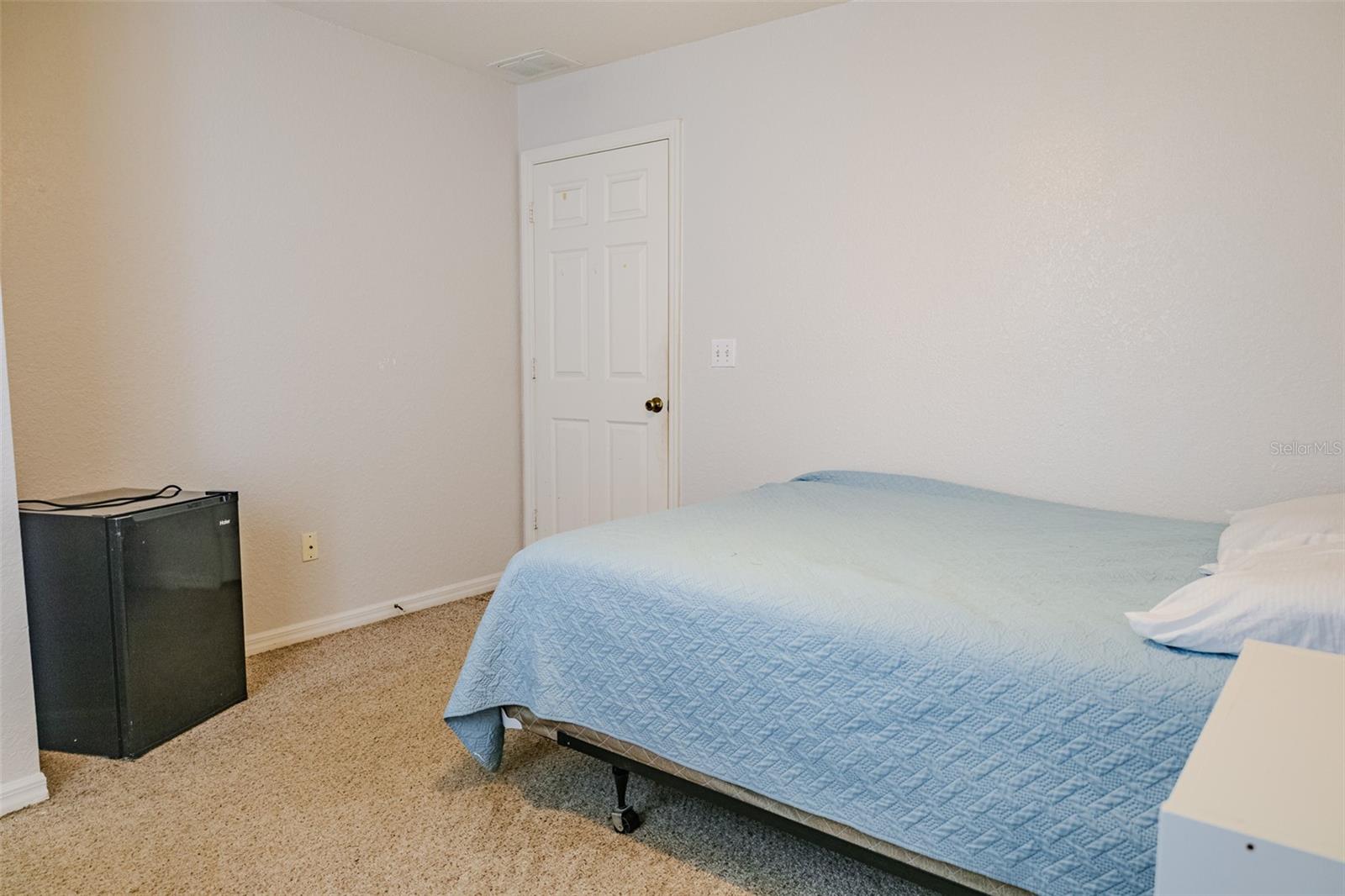 VENETIAN BAY VILLAGE CONDO PH 3 - Residential