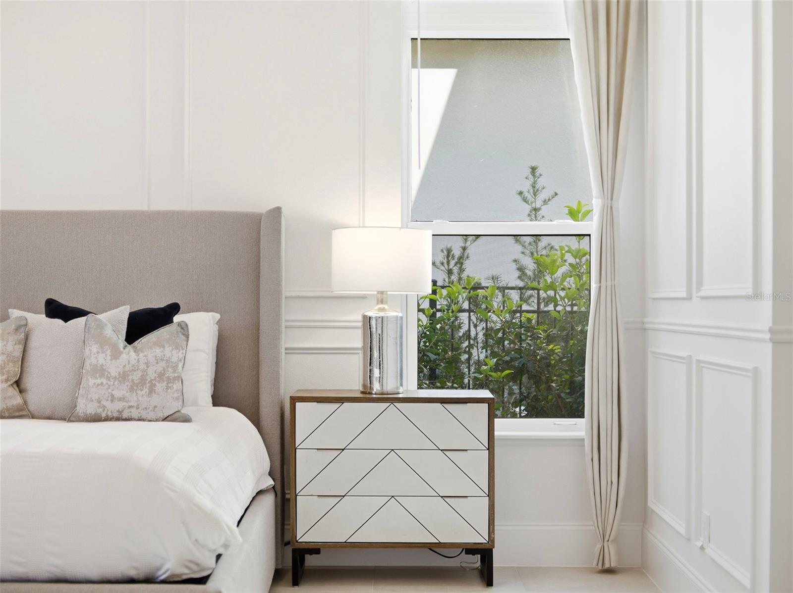 LAUREL POINTE PH 1 - Residential