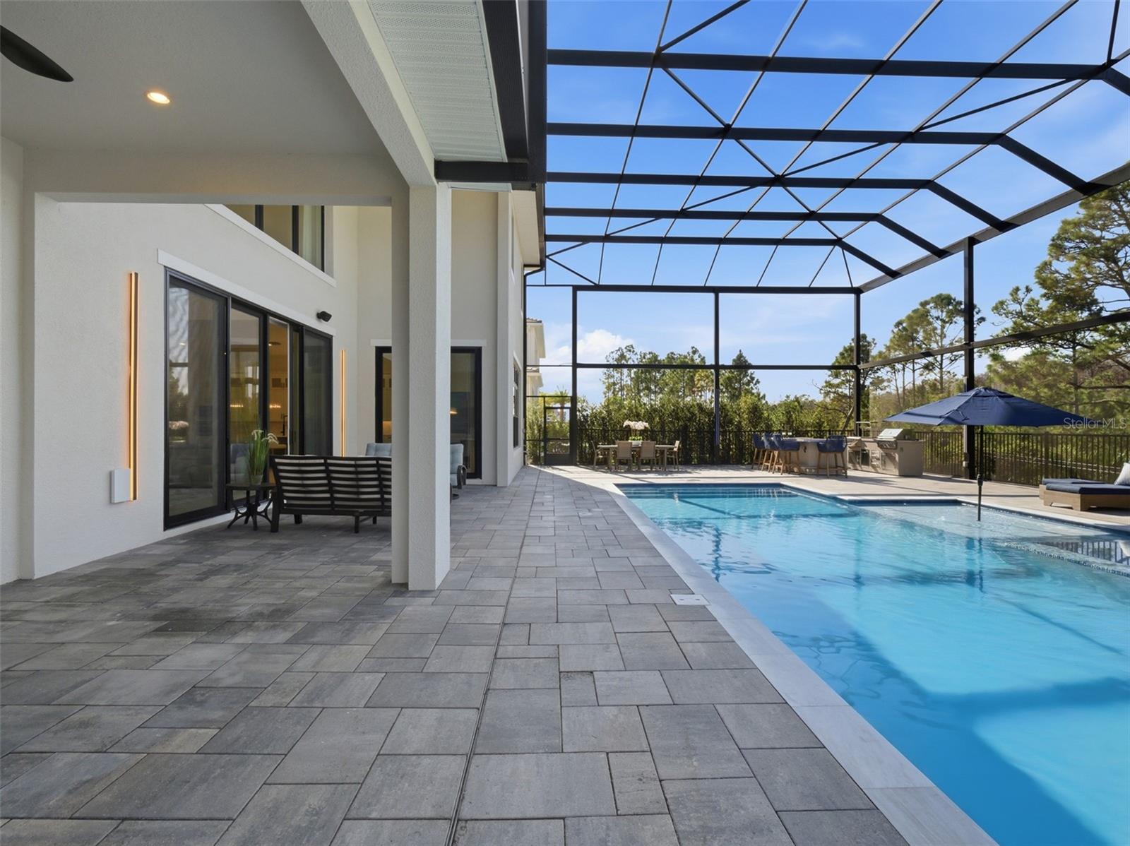 LAUREL POINTE PH 1 - Residential