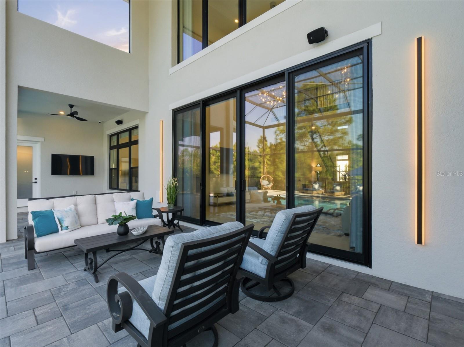 LAUREL POINTE PH 1 - Residential