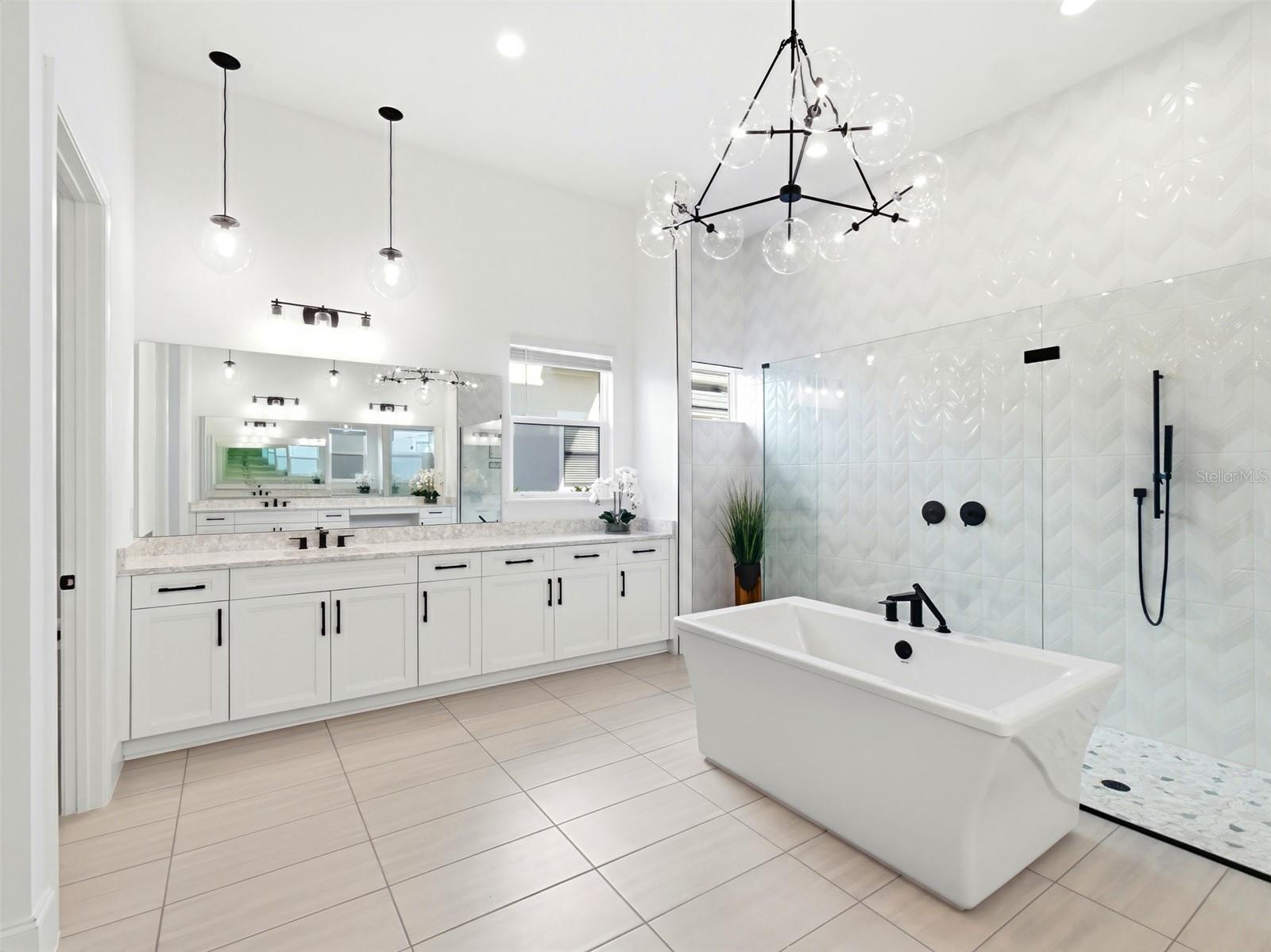 LAUREL POINTE PH 1 - Residential