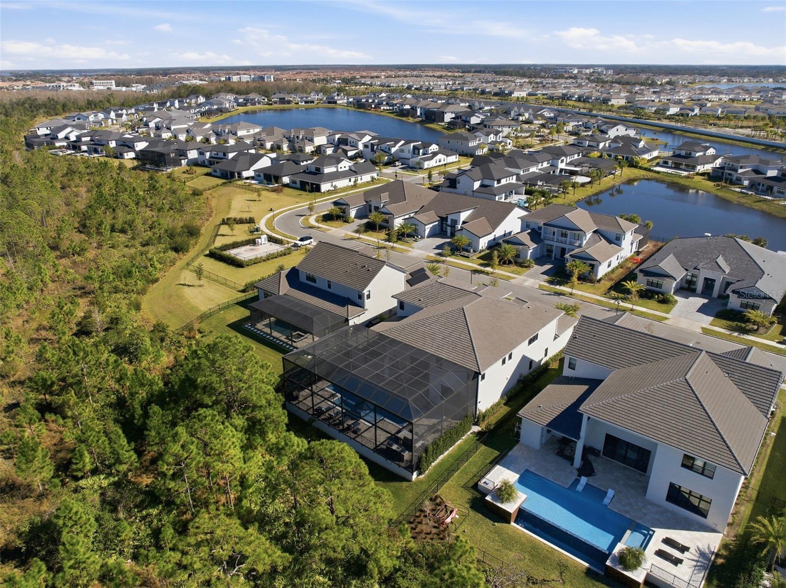 LAUREL POINTE PH 1 - Residential