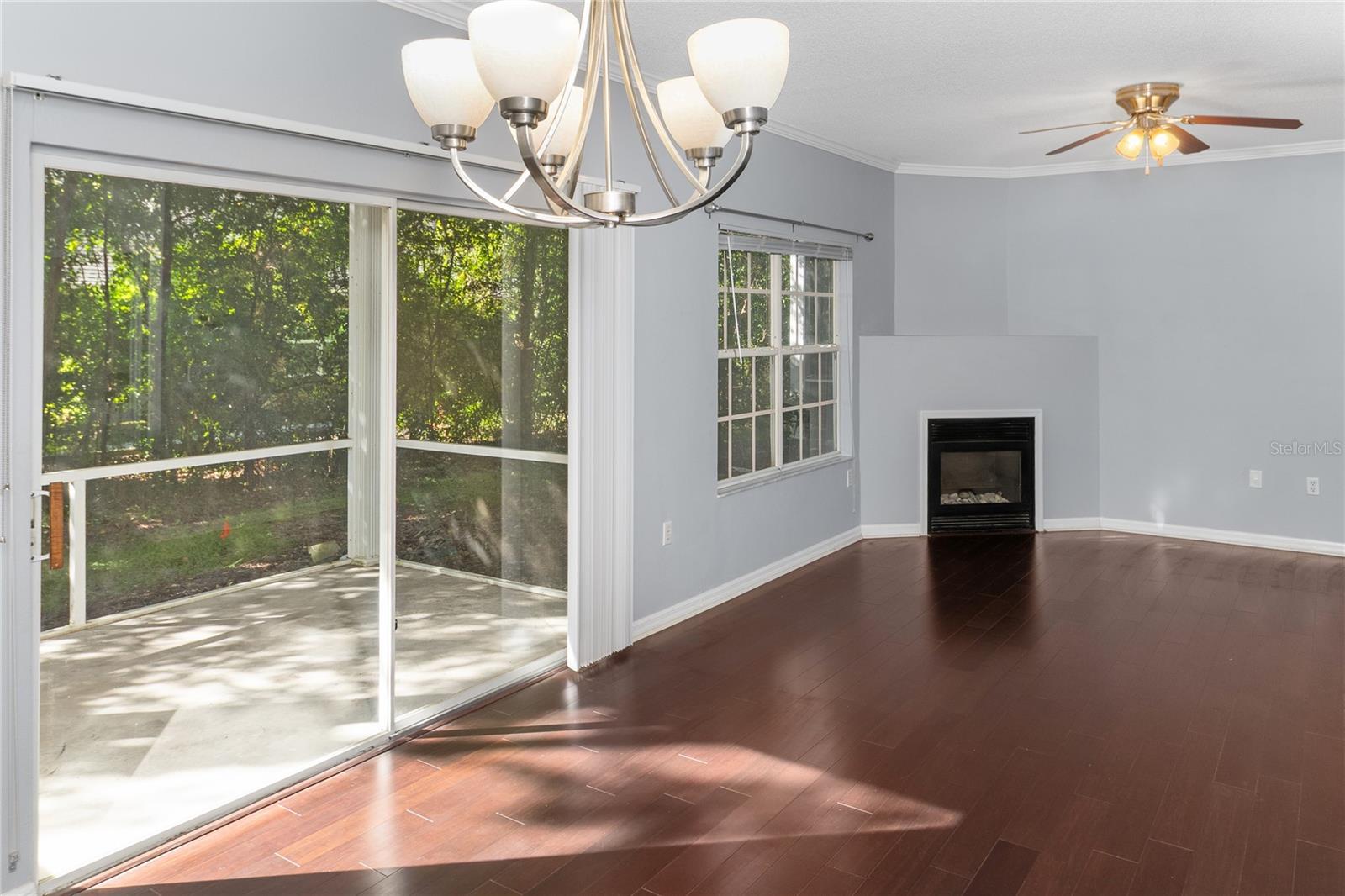 THE LINKS - Residential Lease