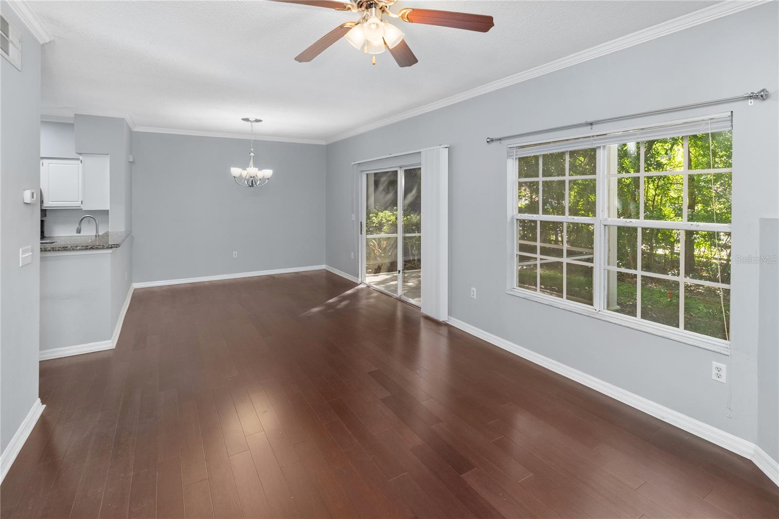 THE LINKS - Residential Lease