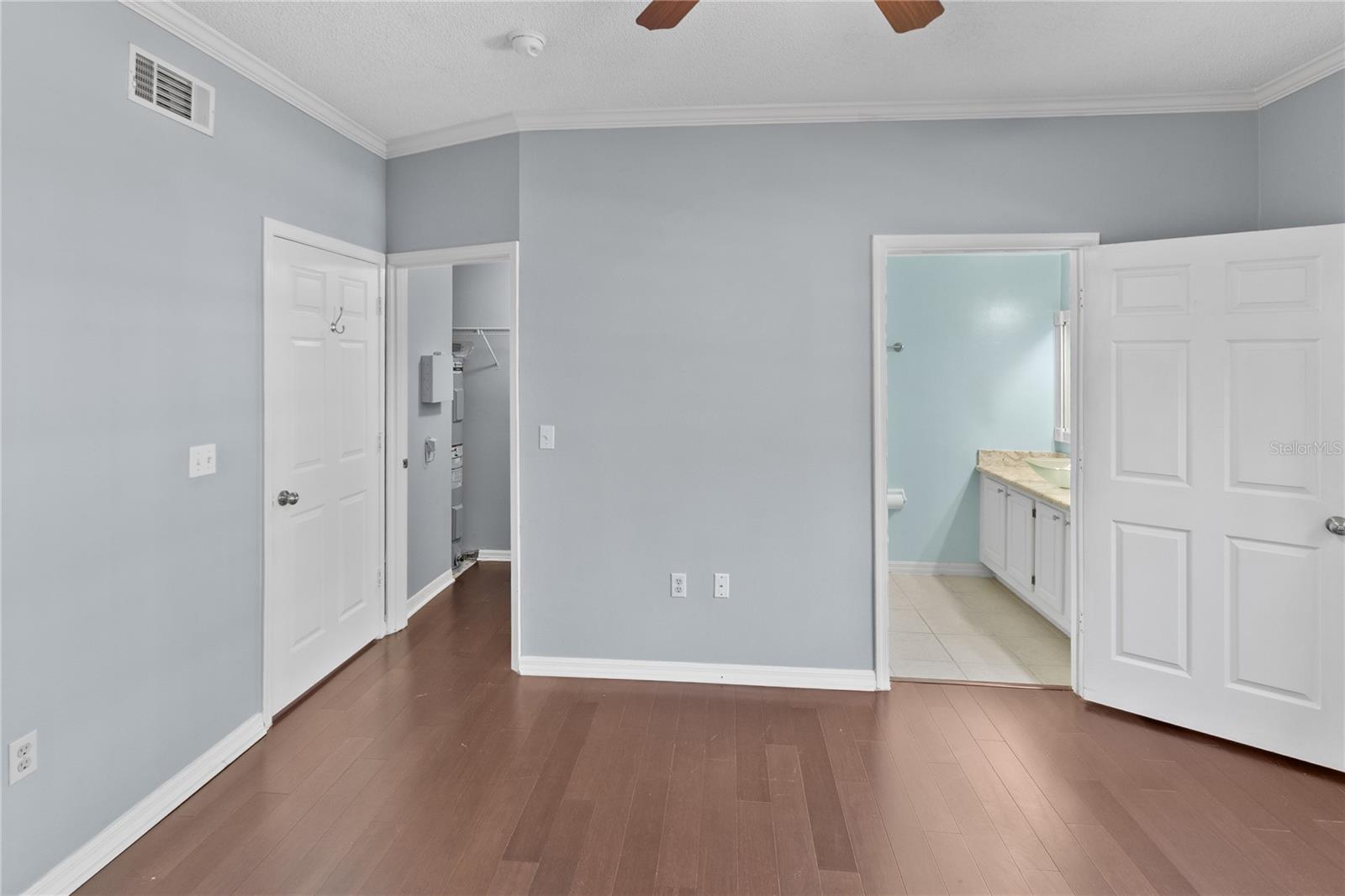 THE LINKS - Residential Lease