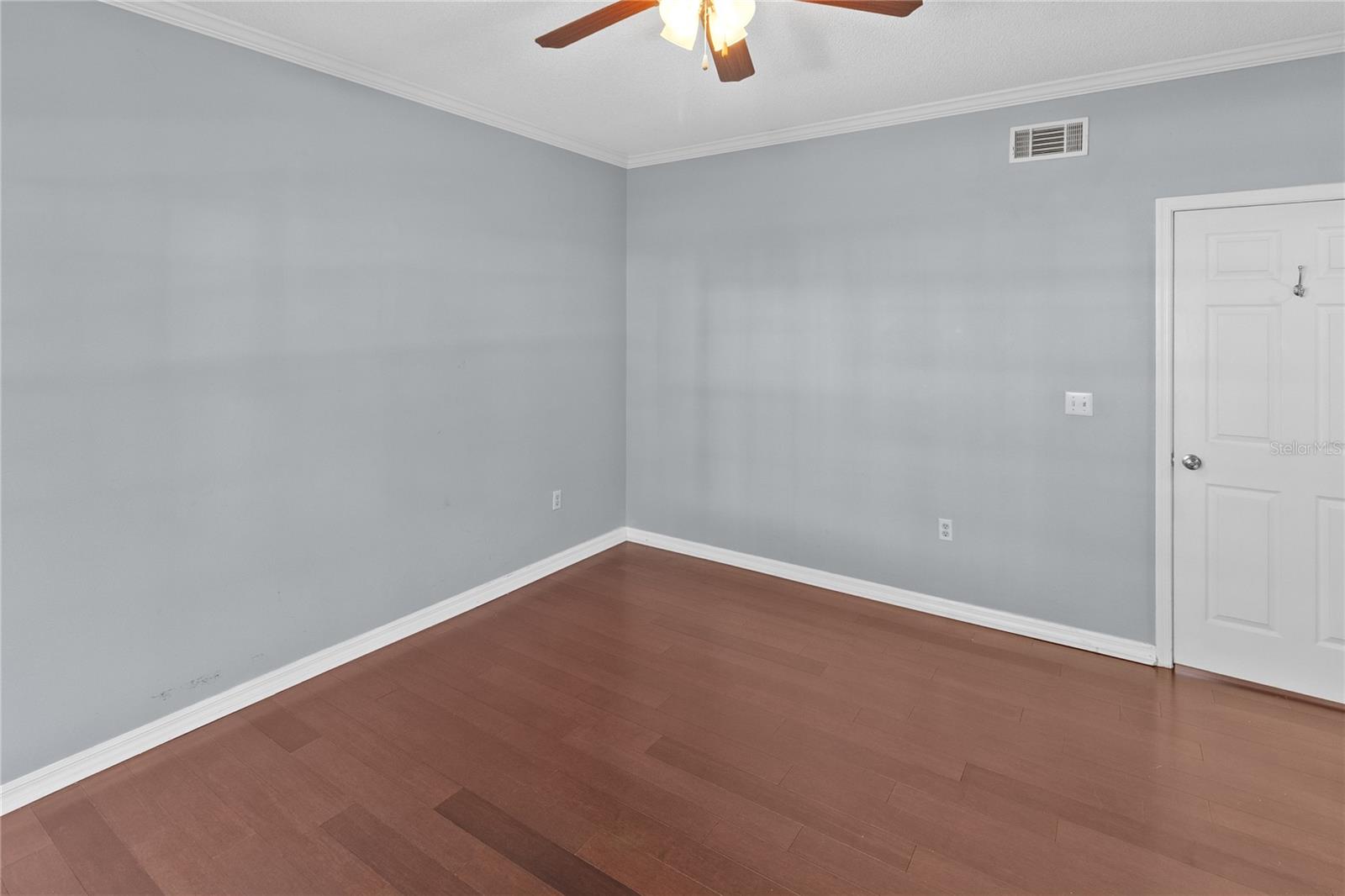 THE LINKS - Residential Lease