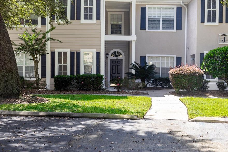 Luxurious 1 Bed / 1 Bath Condo in The Links at Haile Plantation - Unit J53!


Experience the premium lifestyle of Haile Plantation! This beautiful ground-floor condo in The Links community offers comfort, convenience, and a fantastic location. Perfect for anyone looking for a serene living environment.

Key Features of Unit J53 (Approx. 870 sq ft):

1 Spacious Bedroom and 1 Full Bathroom

Ground Floor unit for easy access (located in Building J)

Bright Open Floorplan with living/dining room combo.

Fully-equipped kitchen with a breakfast bar and essential appliances (Dishwasher, Range, Microwave, Refrigerator).

Convenient In-Unit Laundry Closet (Washer/Dryer included).

Dedicated Computer Nook/Office Area with bonus storage area.

Relaxing Screened Patio to enjoy the Florida weather.

Walk-in closet in the bedroom.

Flooring: Features New Wood Composite Flooring throughout.


Community Amenities at The Links:

Sparkling Community Pool

Fully-equipped Fitness Center

Clubhouse for resident use

Surrounded by the beautiful Hawkstone Golf Course (formerly Haile Plantation Golf and Country Club)

Access to Haile Plantation's walking trails and proximity to Haile Village Centre for dining and the weekly Farmer's Market.

Free Resident Parking (Surface Lot)

Location Highlights:

Conveniently located in the desirable Haile Plantation area.

Short drive to University of Florida (UF), Shands/UF Health, and North Florida Regional Medical Center (NFRMC).

Easy access to shopping and dining at Celebration Pointe and Butler Plaza.

Zoned for top schools: Kimball Wiles Elementary, Kanapaha Middle, and Buchholz High (confirm school zones are correct).
