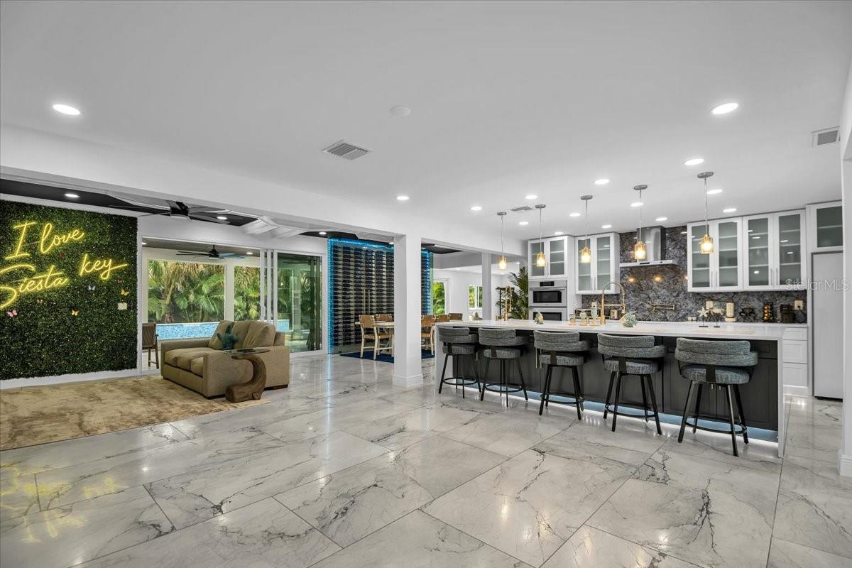 5624 CAPE LEYTE DRIVE