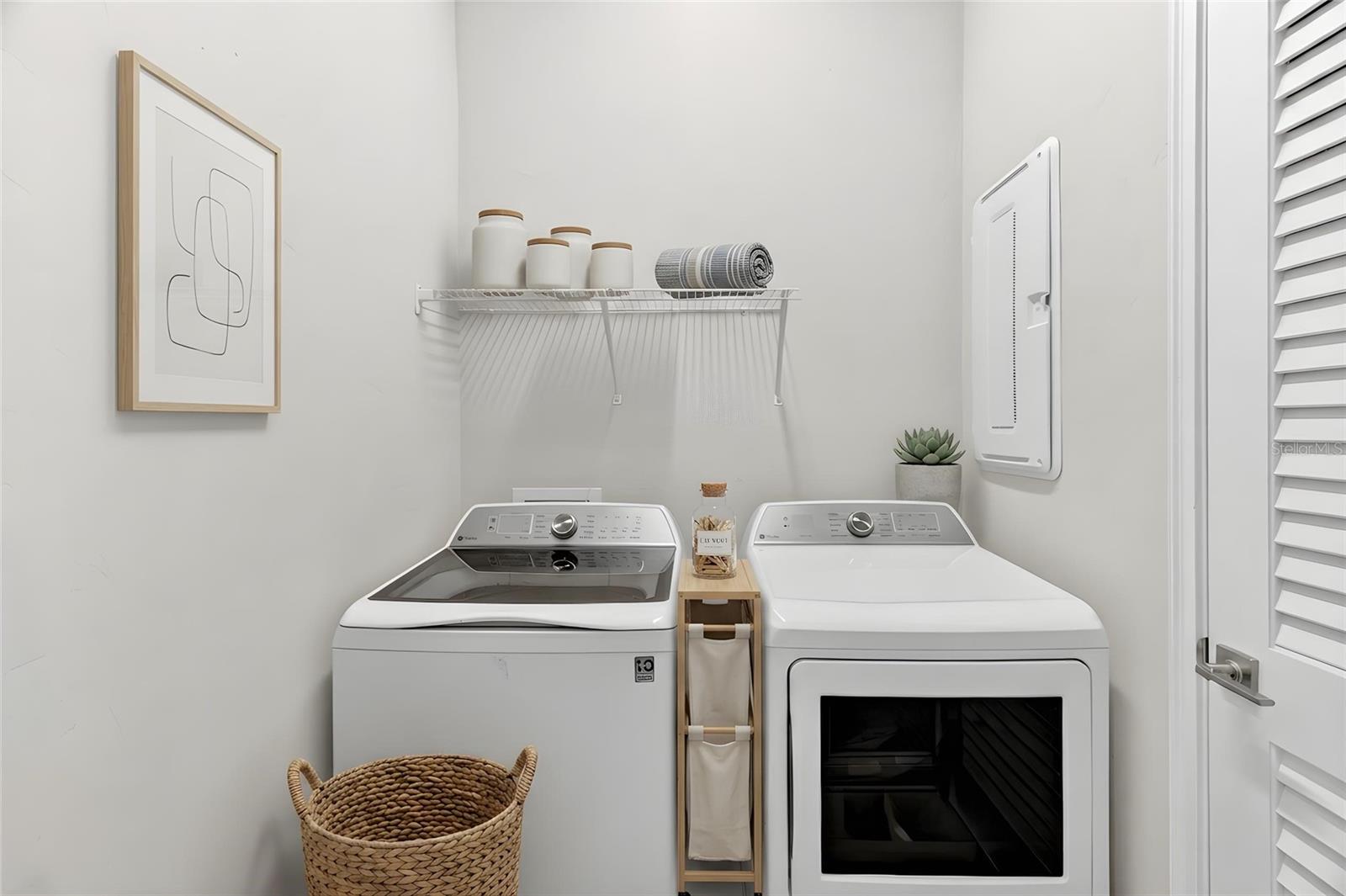 OAKMONT - Residential