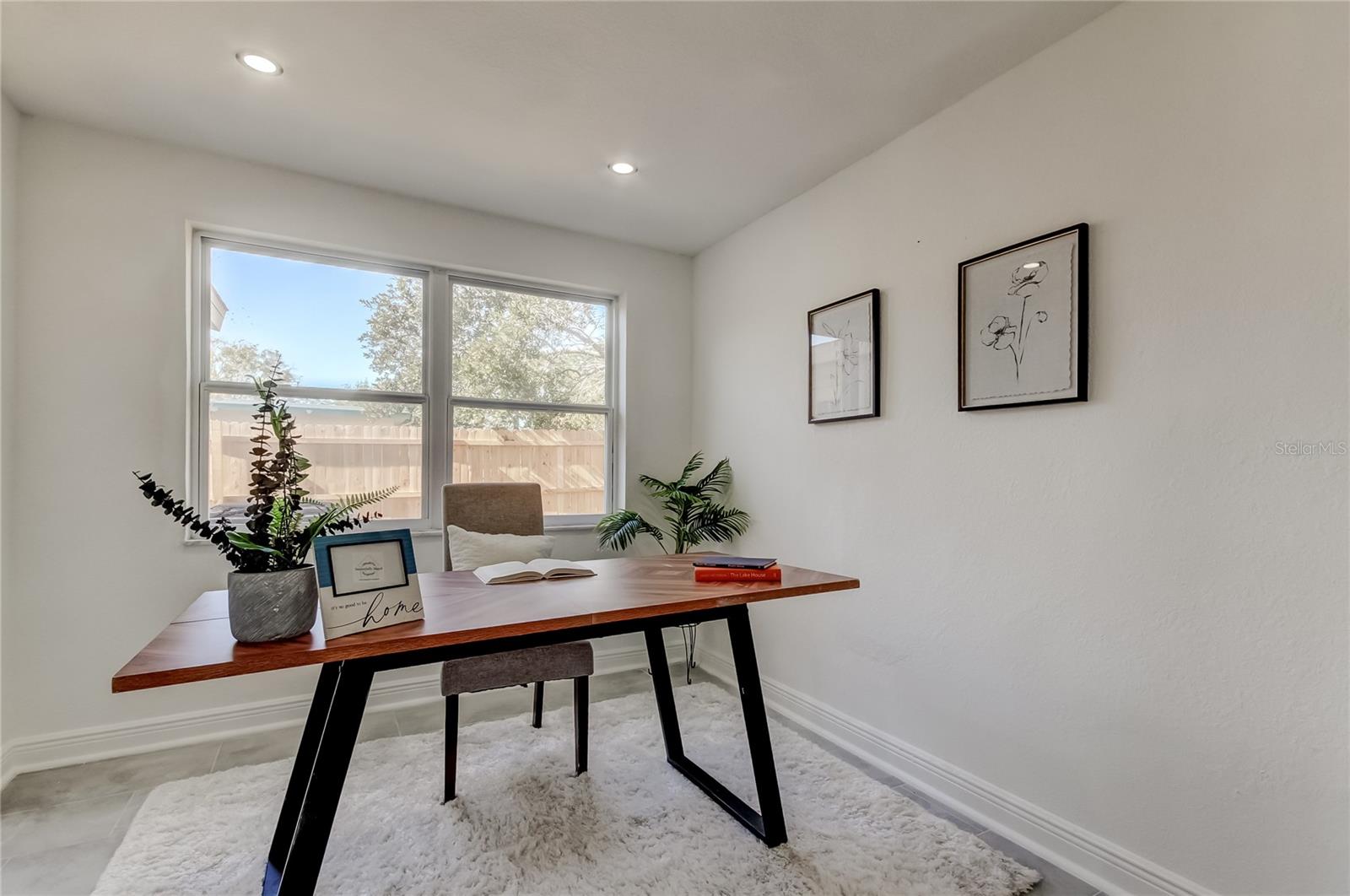 BEACON SQUARE - Residential