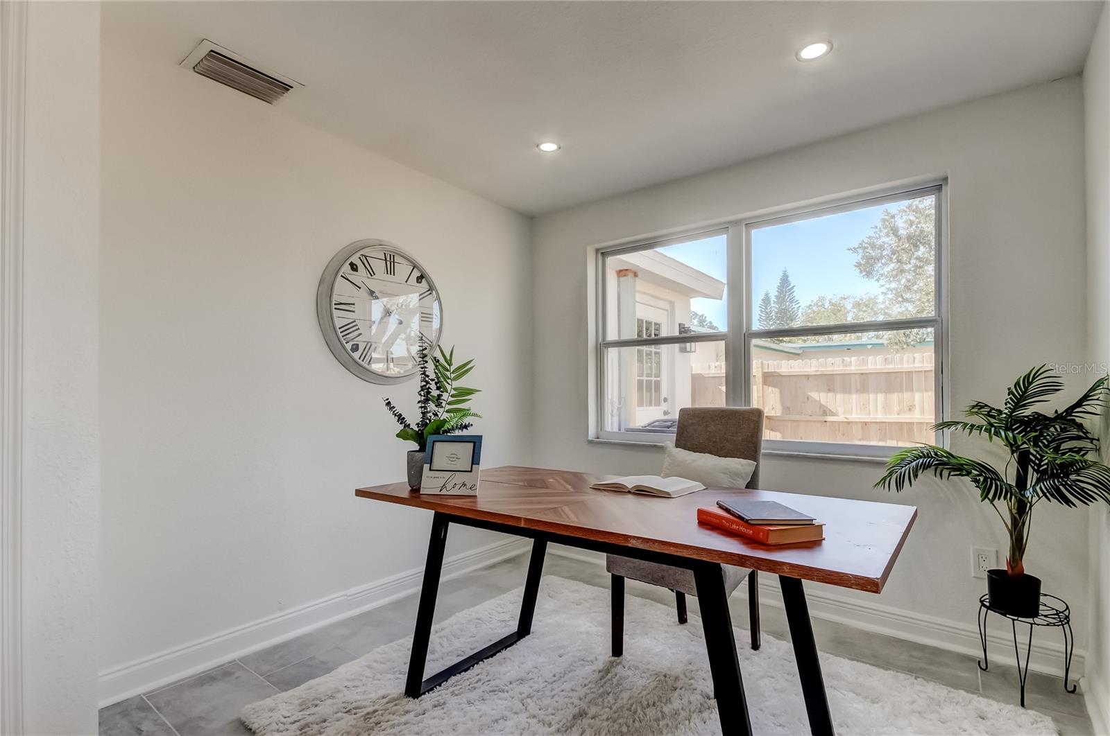 BEACON SQUARE - Residential