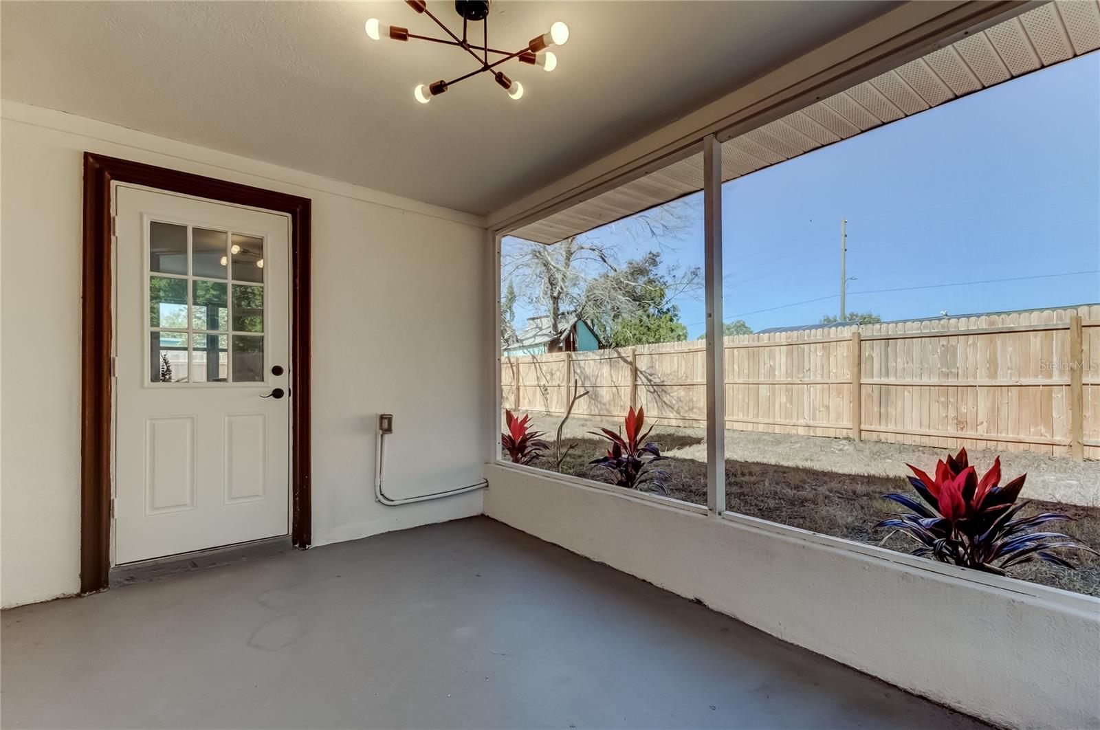 BEACON SQUARE - Residential