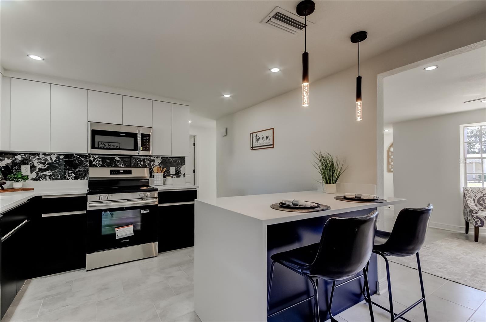 BEACON SQUARE - Residential