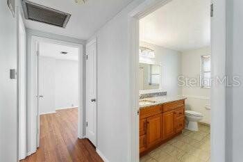 PALM LAKES - Residential Lease