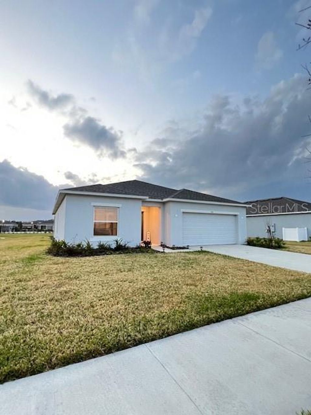 Photo of 200 Aquamarine Lane, Kissimmee, FL 34758 (MLS # S5142604)