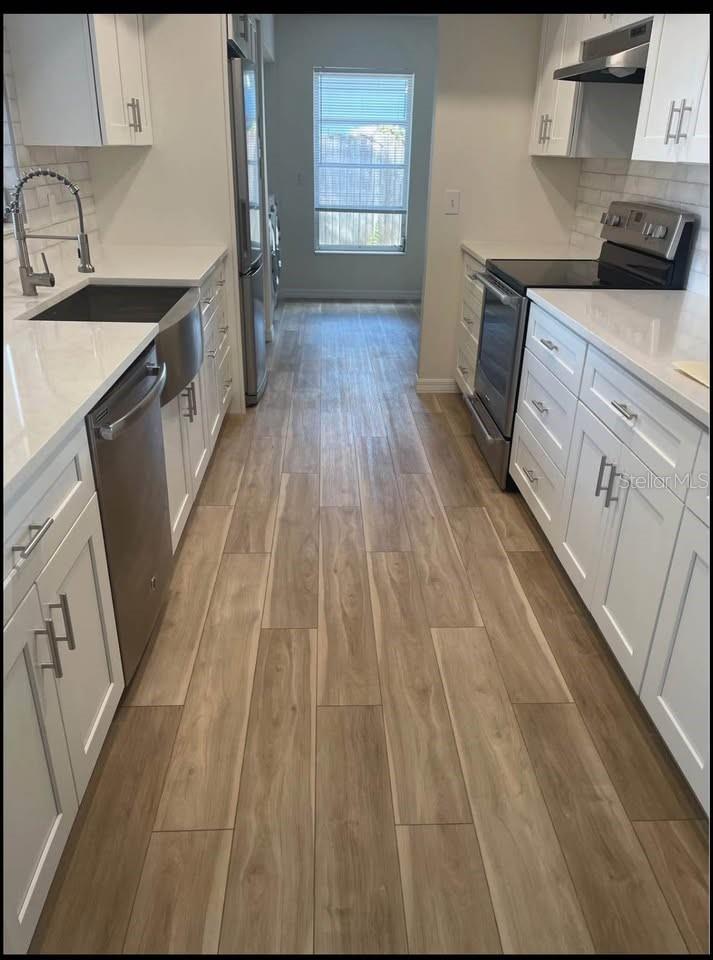 SUNNYSIDE LAKE - Residential Lease