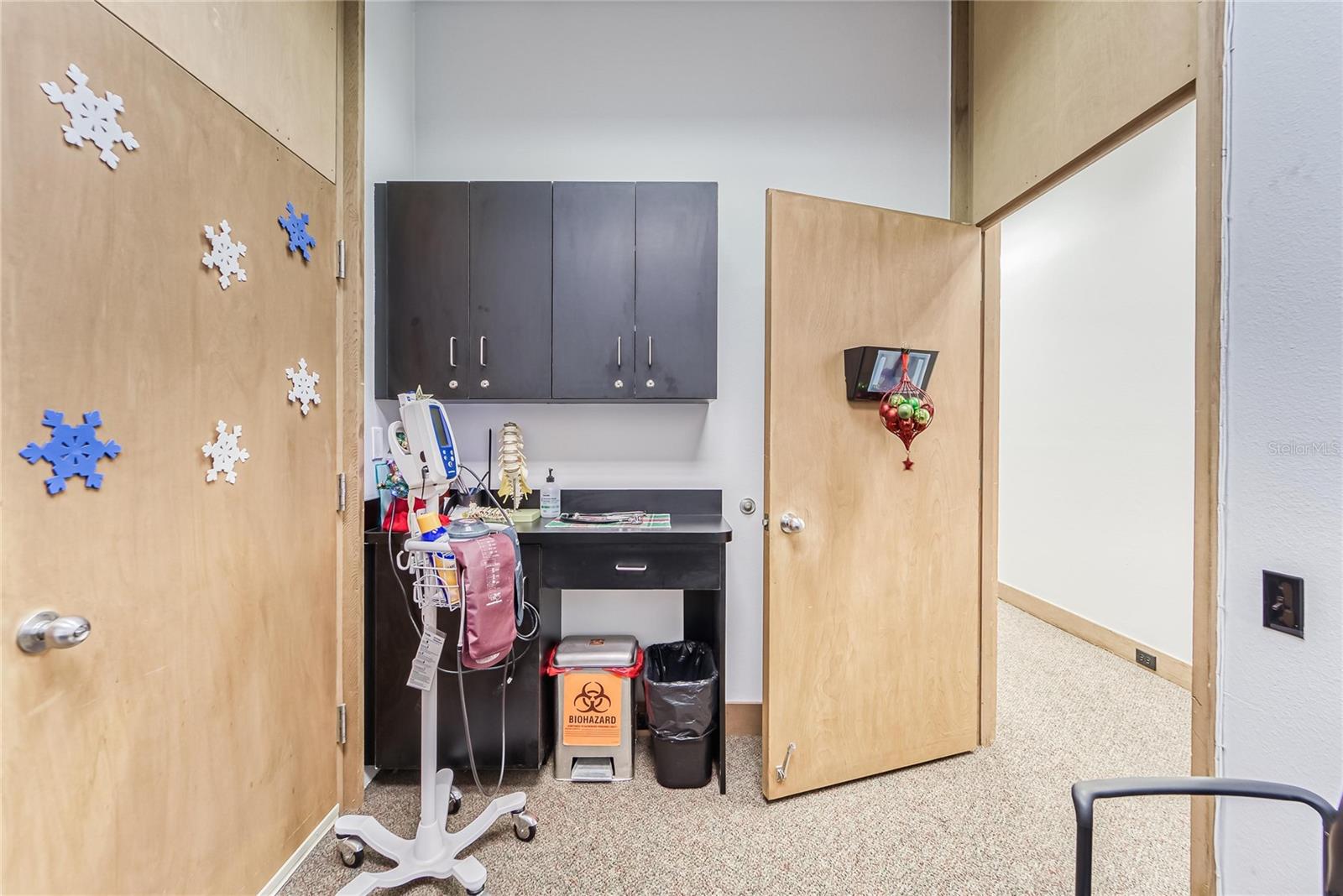 EAST COLLEGE ADD - Commercial Sale