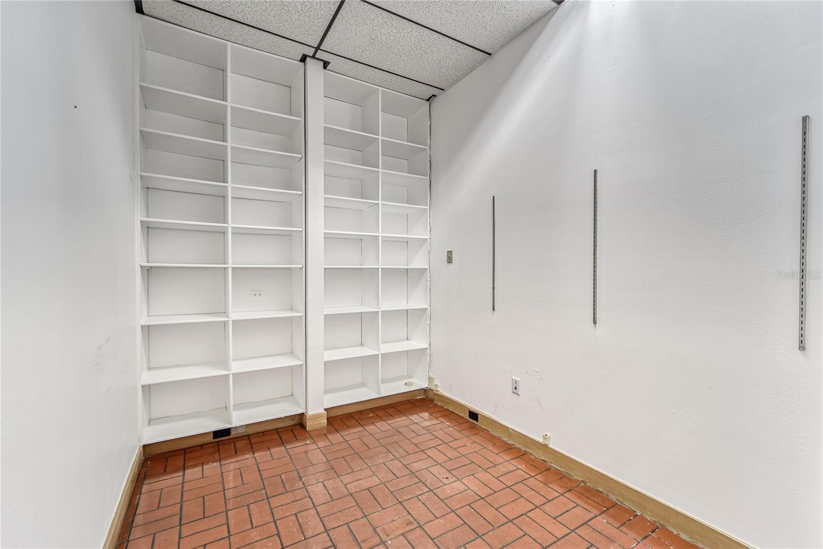 EAST COLLEGE ADD - Commercial Sale