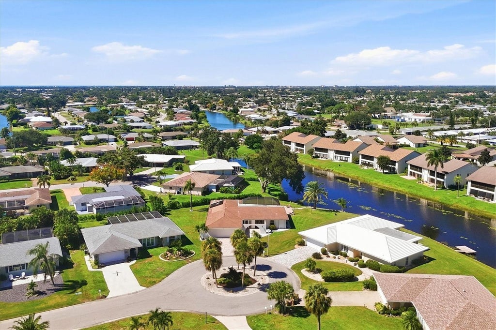 Photo of 1714 Coral Sands Court, Venice, FL 34293 (MLS # N6146087)