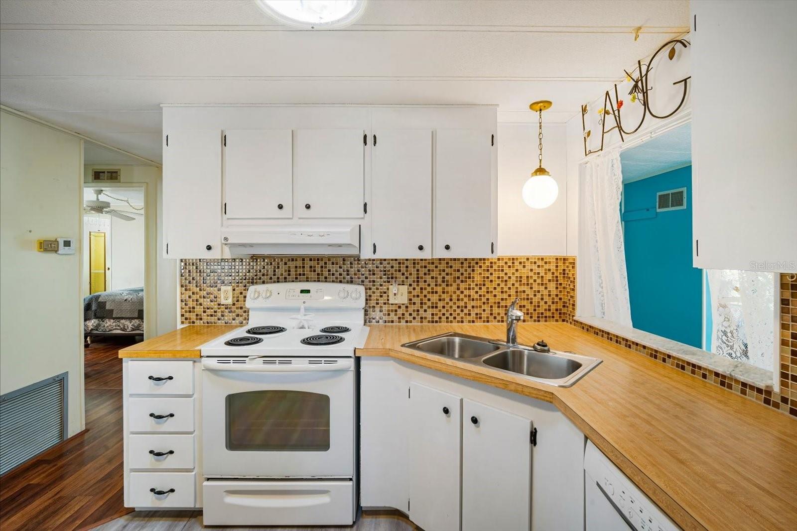 TERRA CEIA MANOR CO-OP - Residential