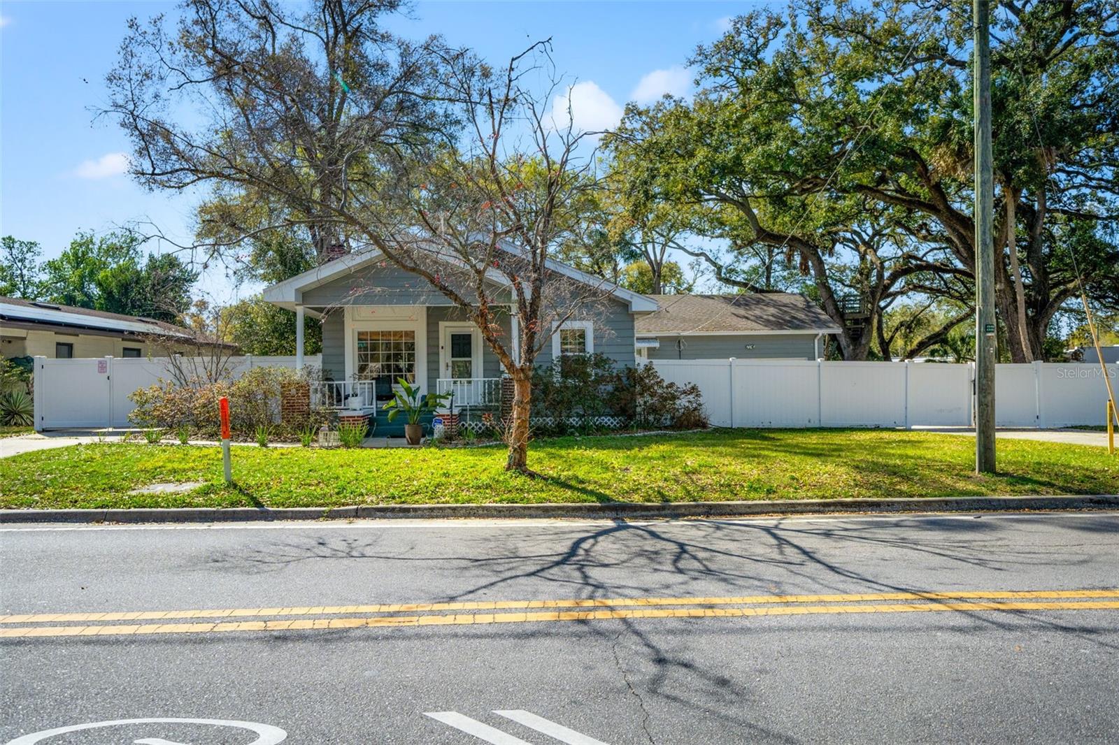 JONES ESTATES - Residential