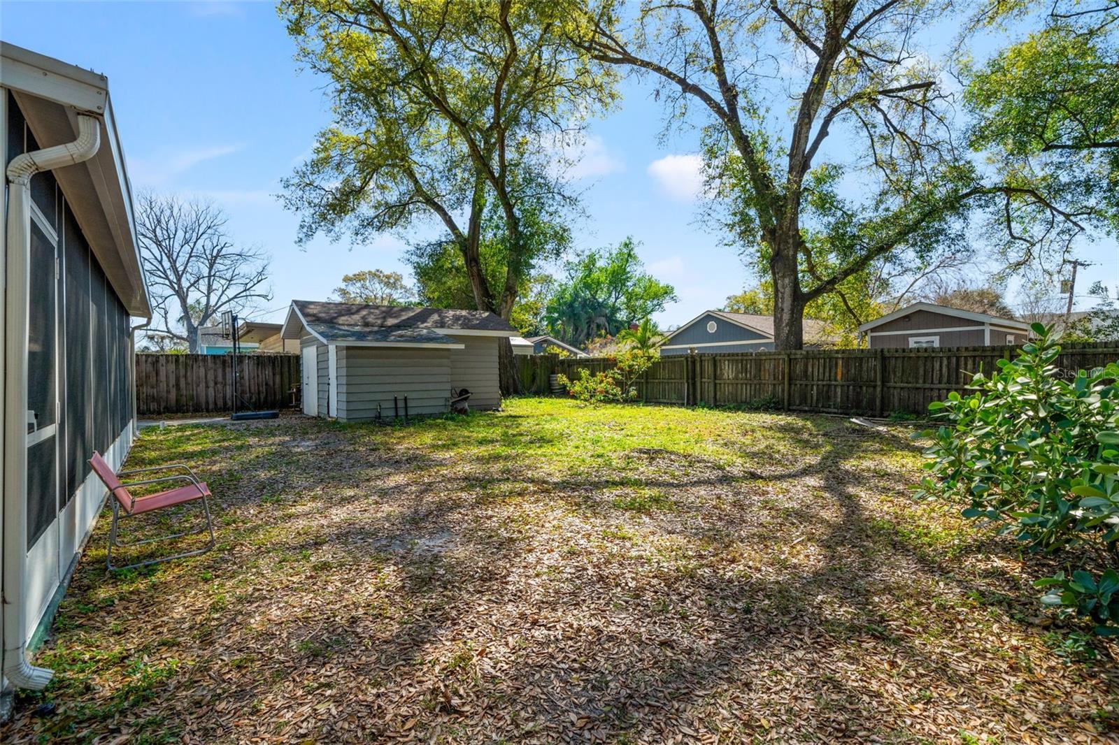 JONES ESTATES - Residential