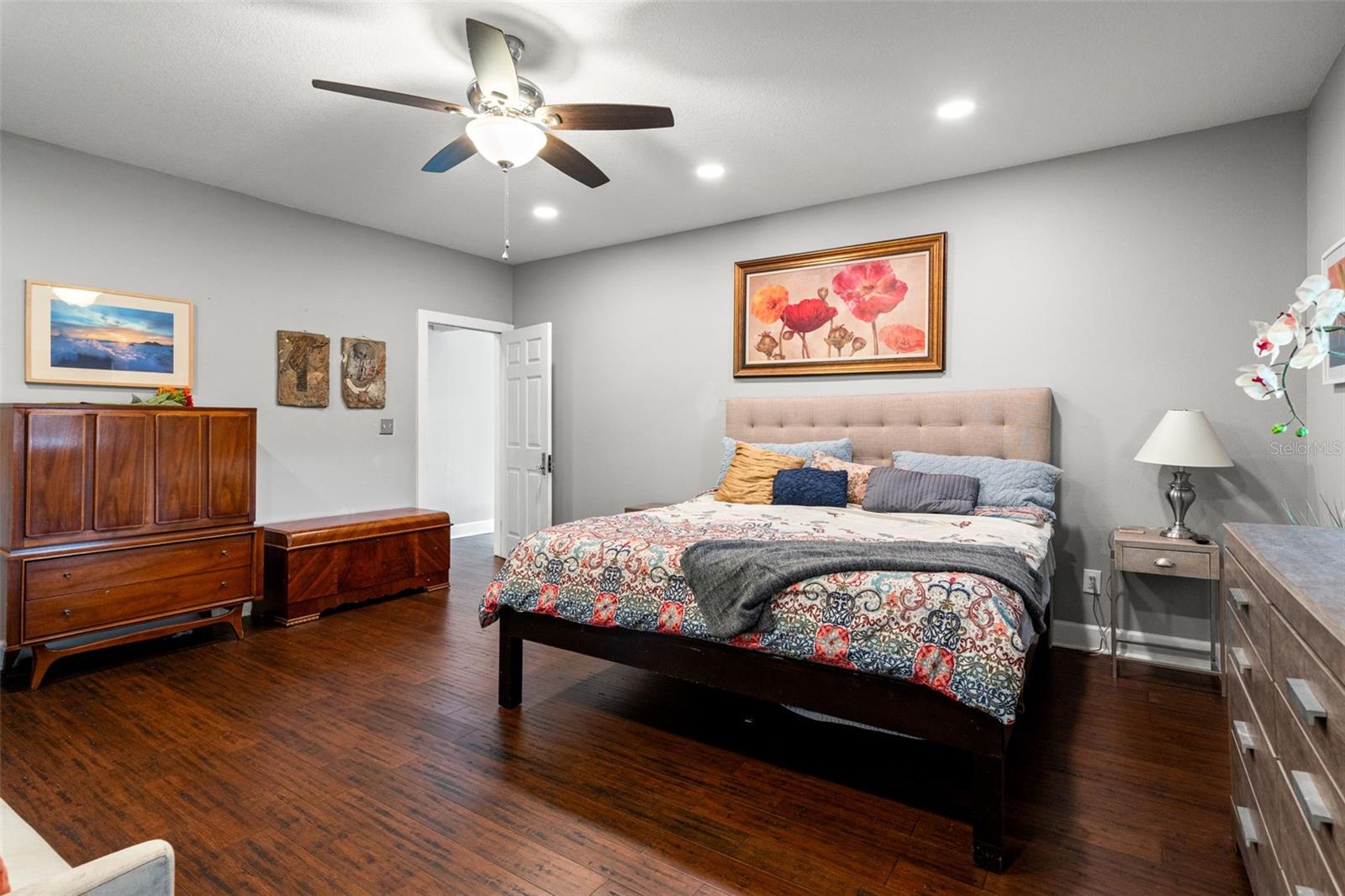 JONES ESTATES - Residential