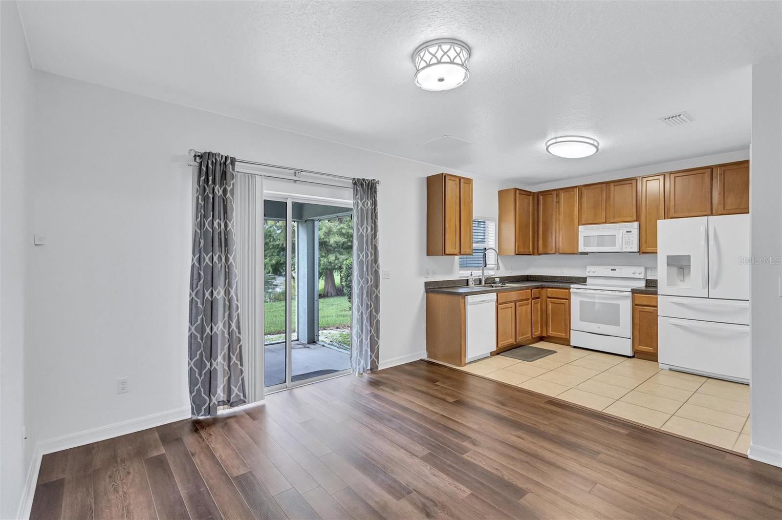 GREENBROOK WALK PH 2 OR 2113/3283 - Residential