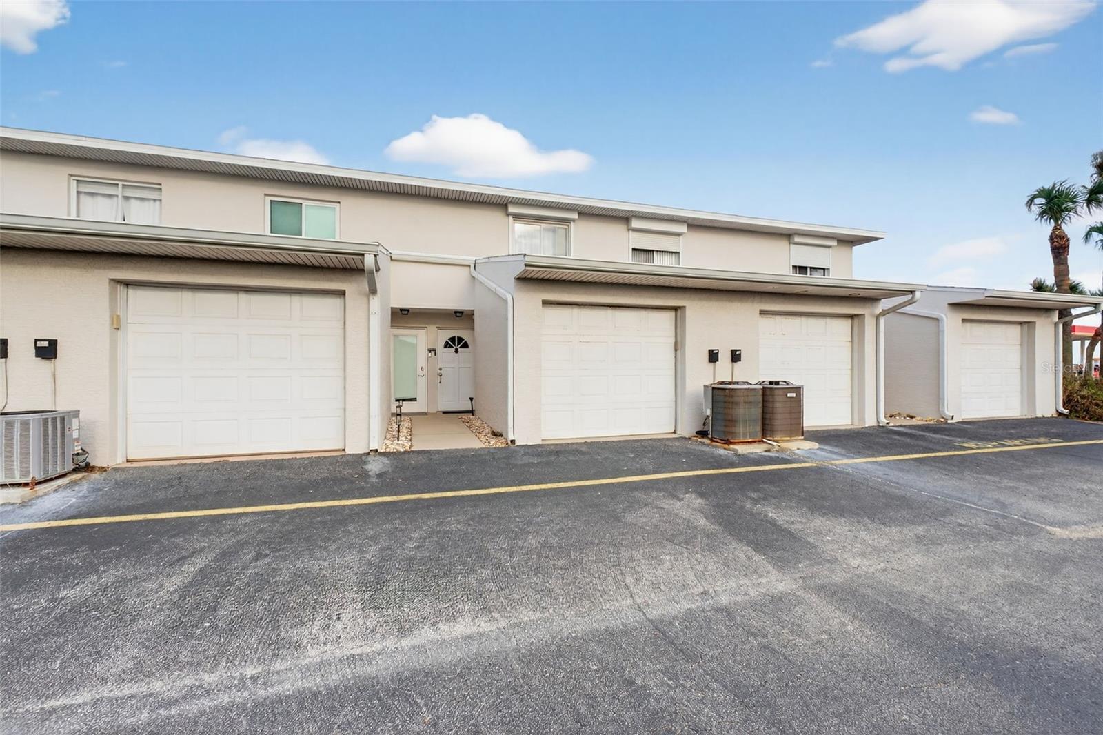 OCEAN DUNES TWNHS - Residential