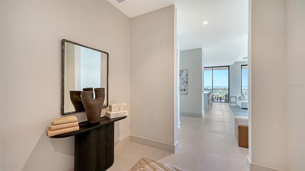 Photo of 1591 Gulf Of Mexico Drive #512, Longboat Key, FL 34228 (MLS # A4668544)