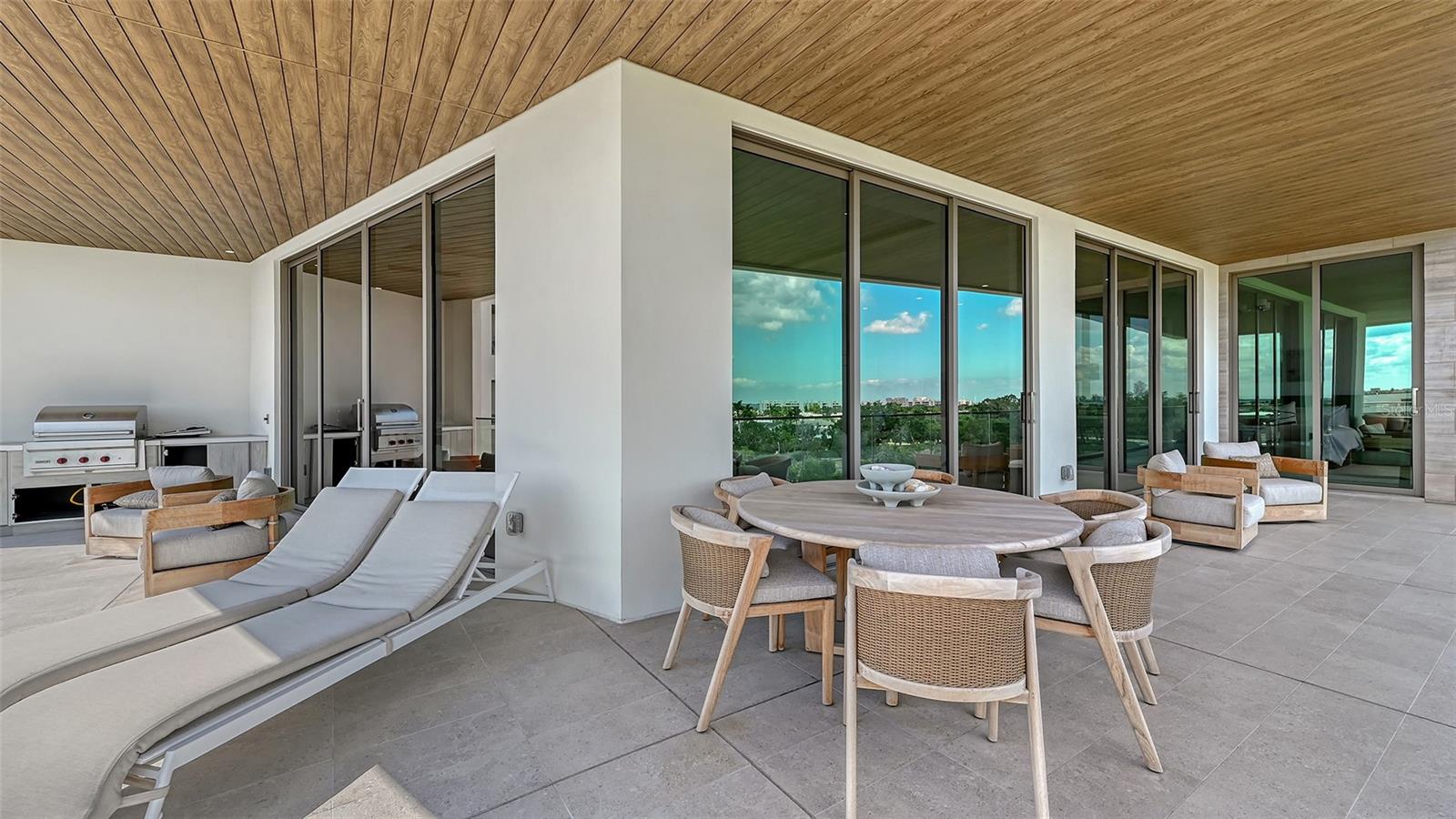 ST. REGIS LONGBOAT KEY - Residential