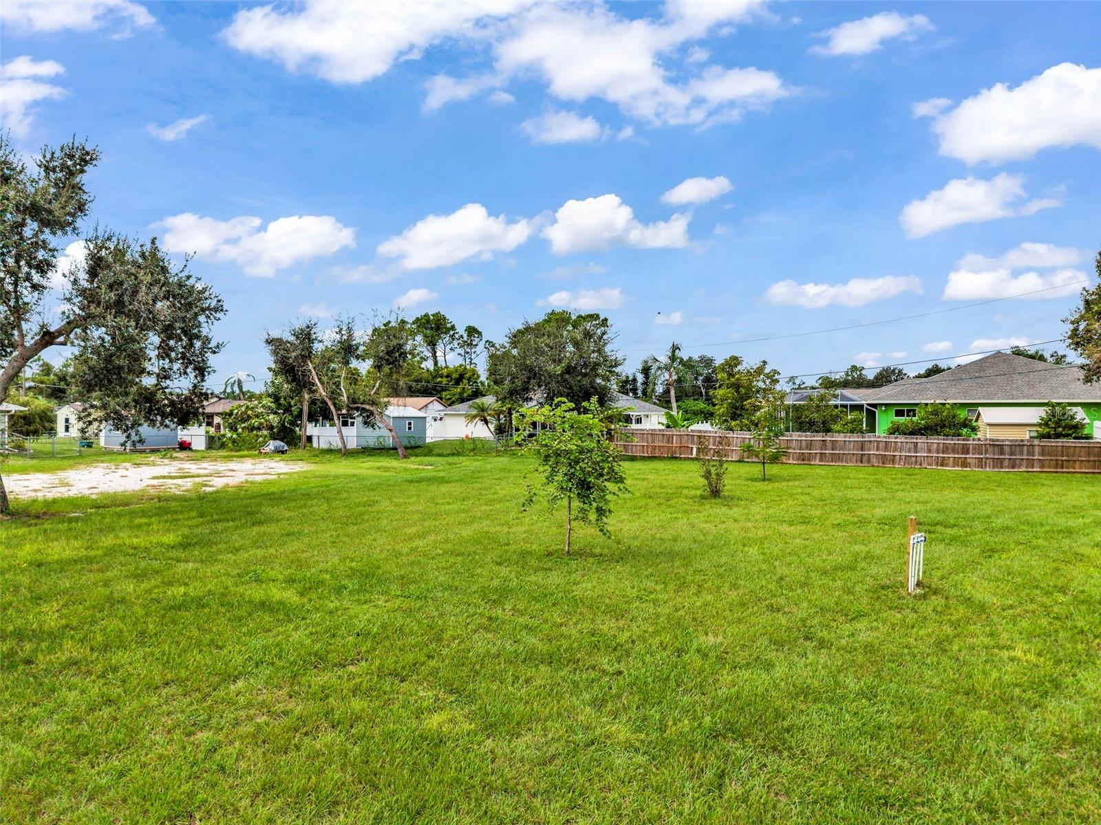 2425 WOODYGLEN STREET, PORT CHARLOTTE, FL, 33948 3 2425 WOODYGLEN STREET