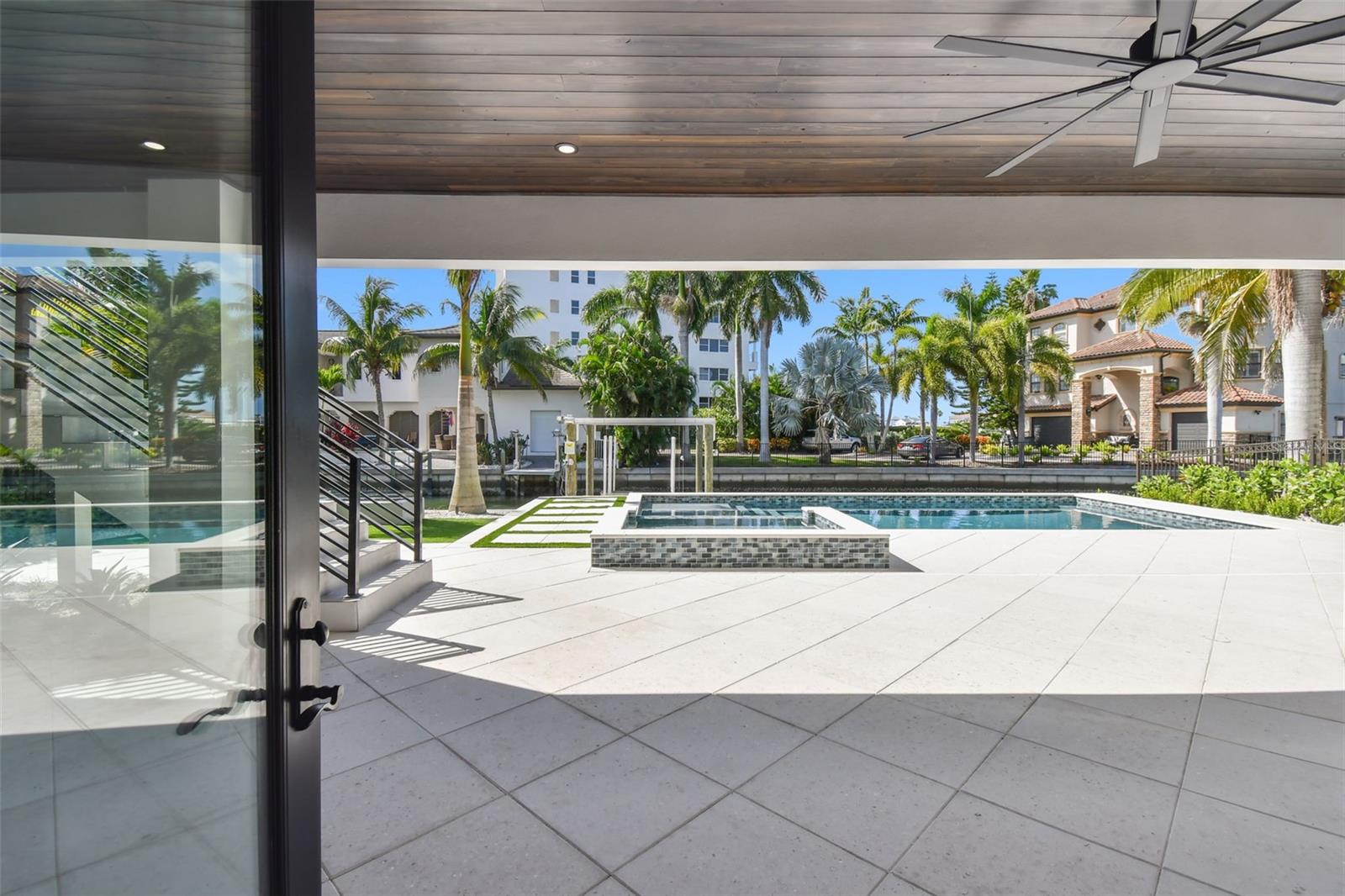 REDINGTON SHORES YACHT & TENNIS CLUB - Residential