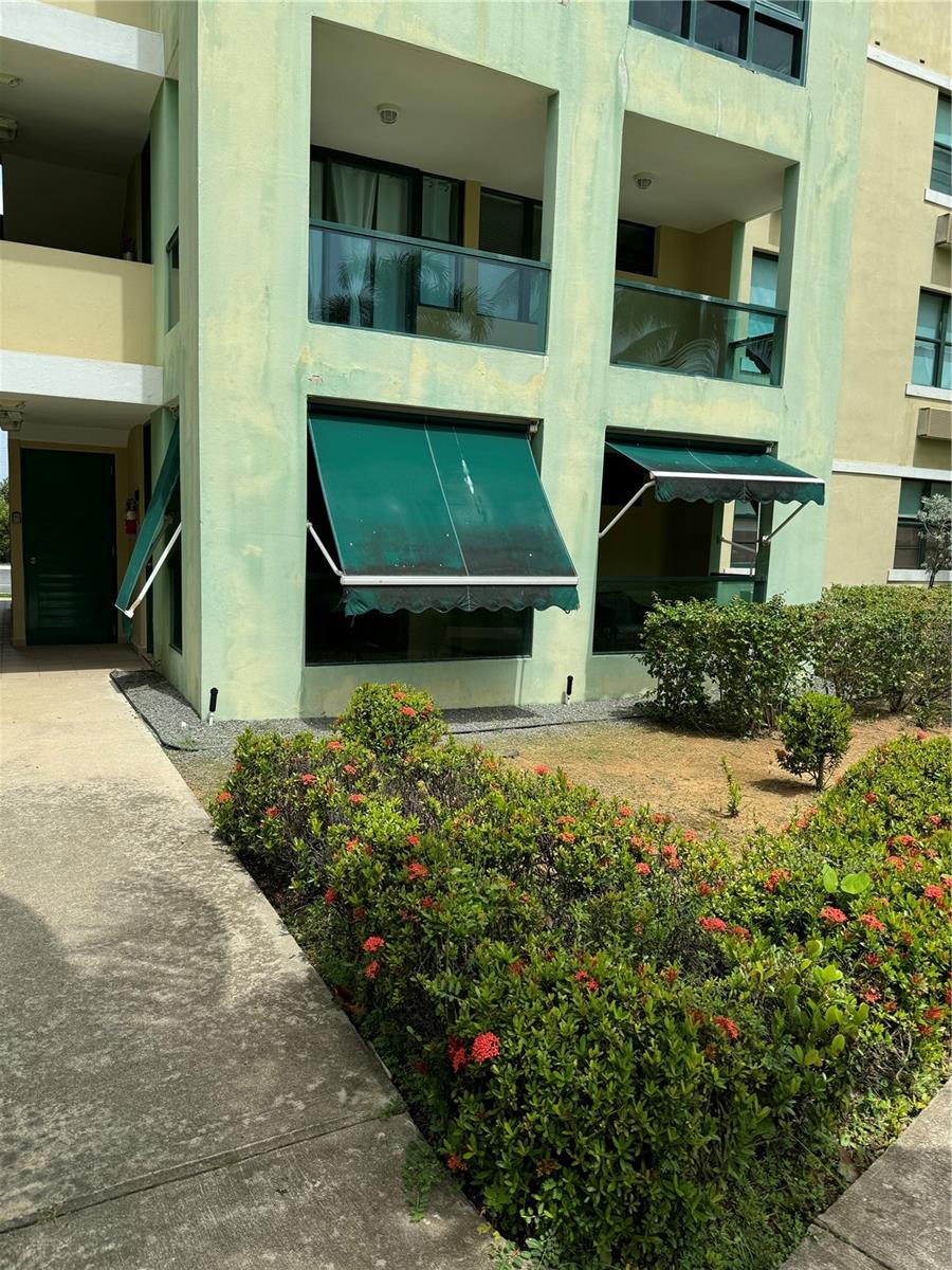 AVAILABLE ON SEPT 15TH, 2024. A fantastic living opportunity in LoÃza town that you might be interested in: a stunning first-floor apartment available for rent. This fully furnished and equipped unit boasts easy beach access and a breathtaking view of the pool. Its convenient location makes it an ideal choice for anyone looking to enjoy a comfortable and relaxing living experience. The apartment is located in a prime area of LoÃza town, offering both tranquility and convenience. With all the necessary amenities right at your doorstep, you can immerse yourself in a serene beachside lifestyle while also enjoying the beauty of the surroundings. If you are looking for a place that combines comfort, convenience, and natural beauty, this apartment is the perfect fit for you. Don't miss out on this wonderful opportunity to experience the best of LoÃza town living!