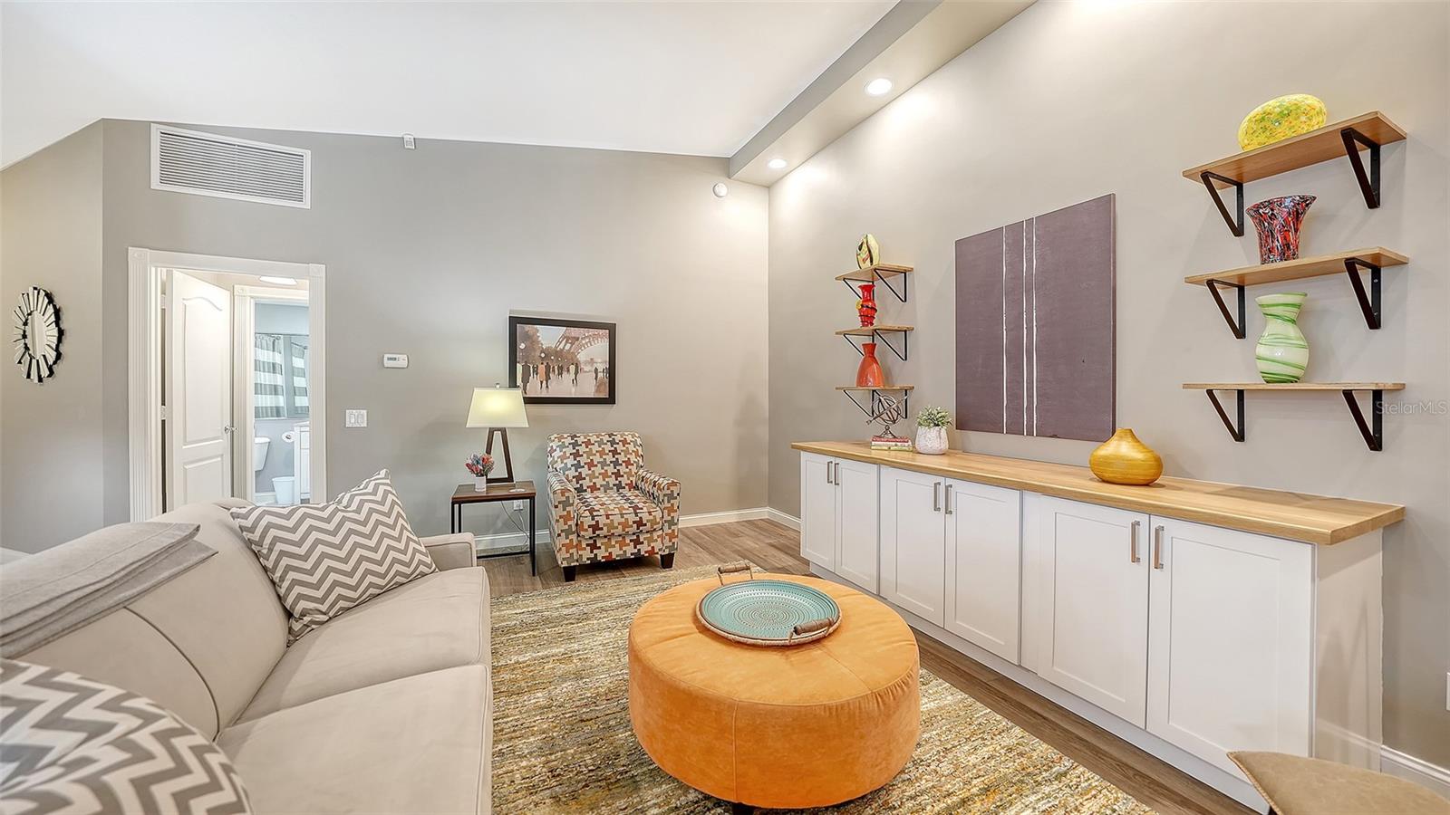 VILLAGEWALK - Residential