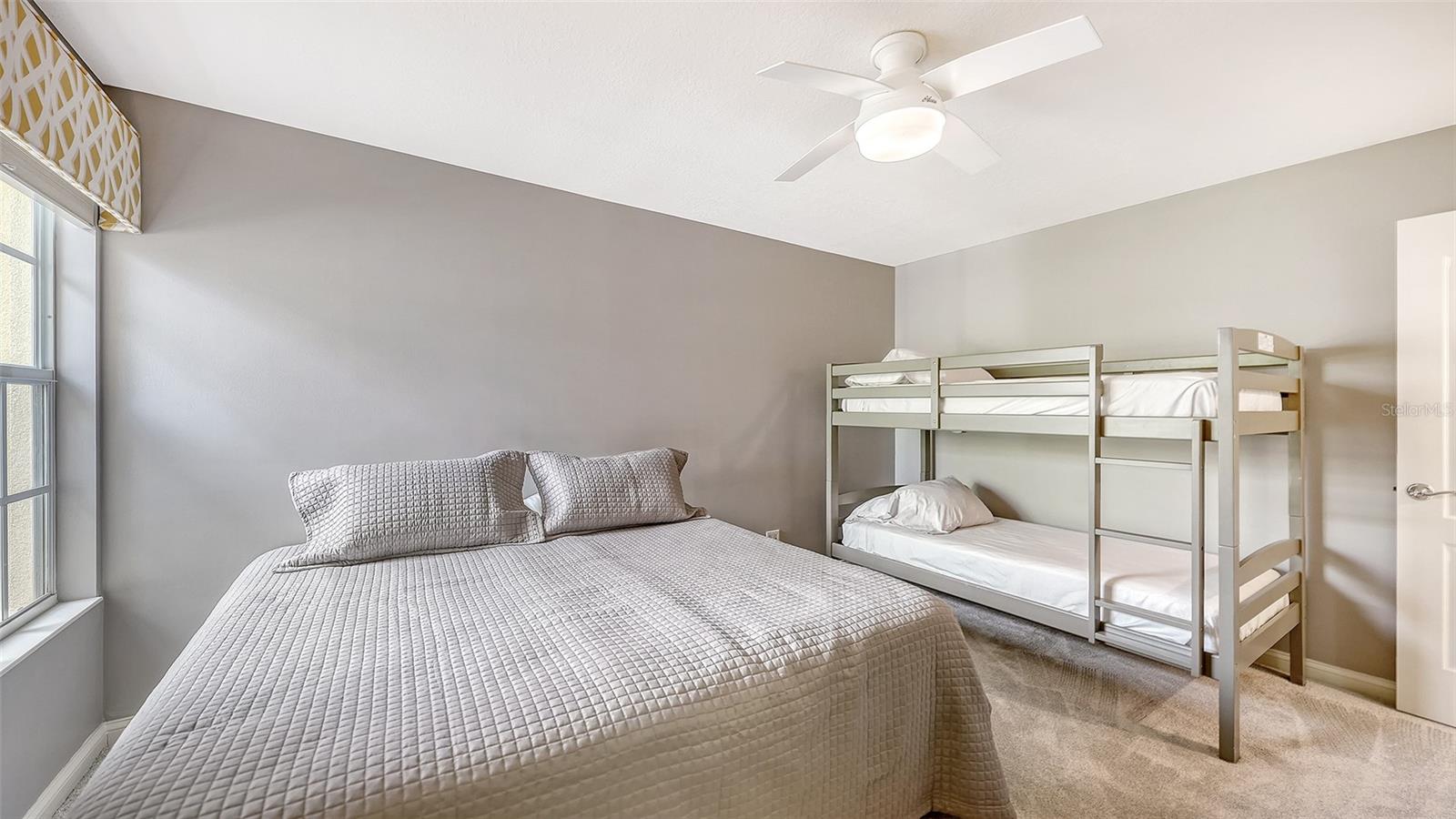 VILLAGEWALK - Residential