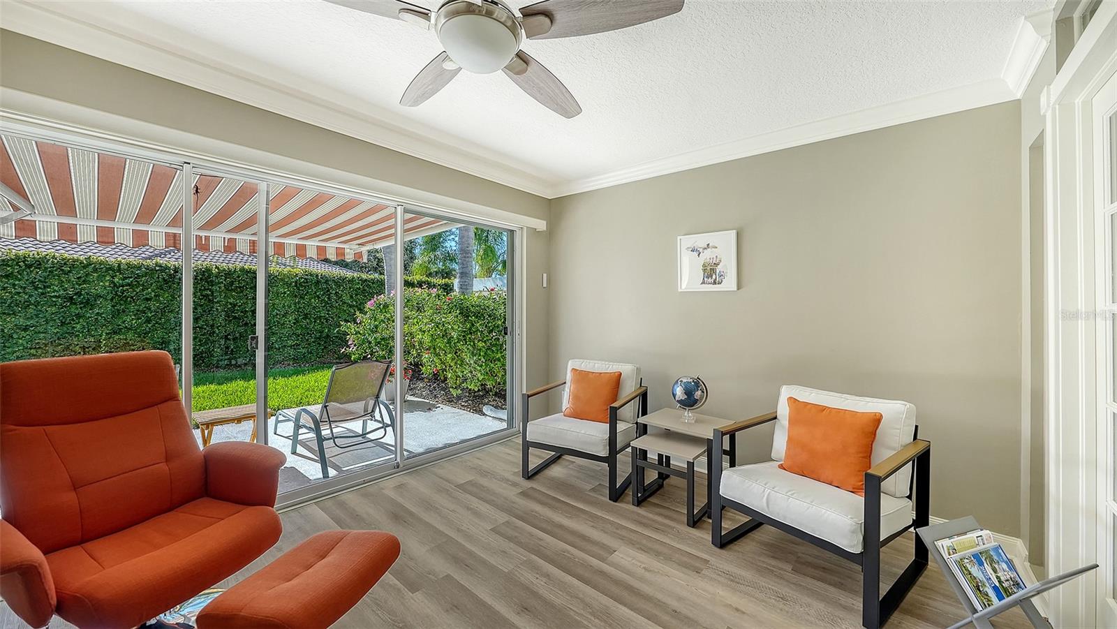 VILLAGEWALK - Residential