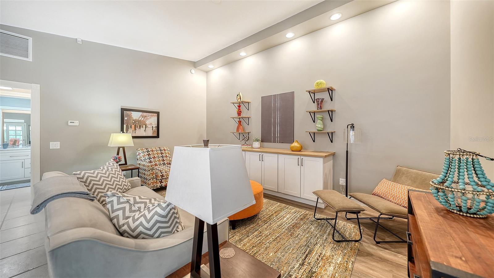 VILLAGEWALK - Residential