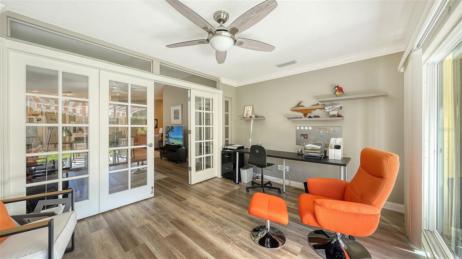 VILLAGEWALK - Residential