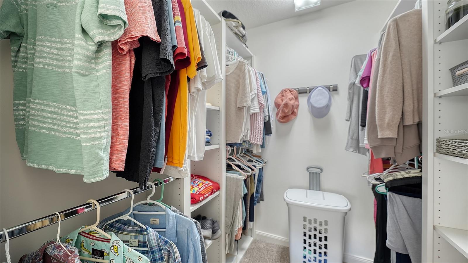 VILLAGEWALK - Residential