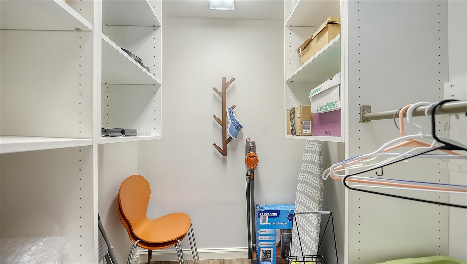 VILLAGEWALK - Residential