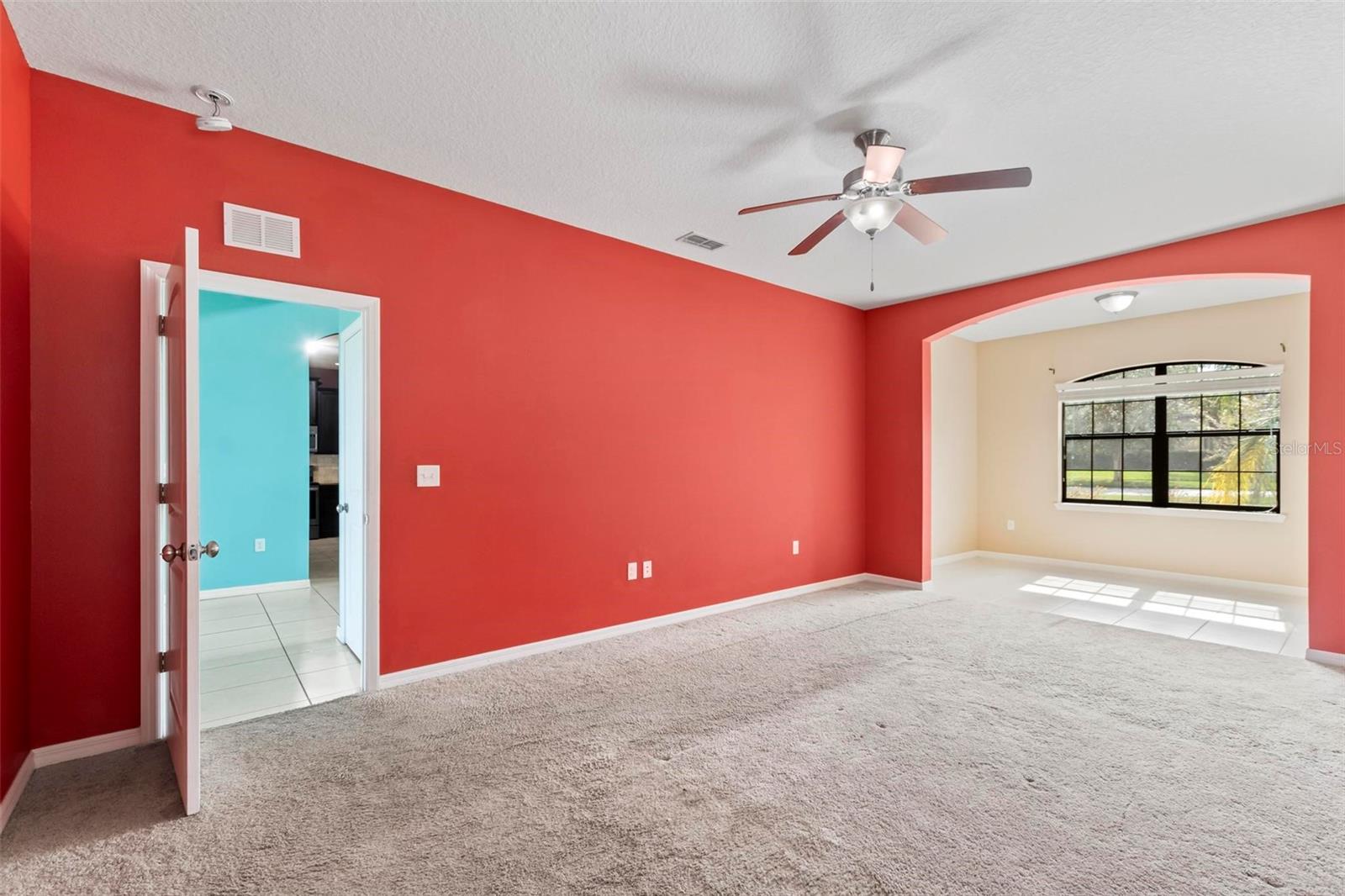 CRESTRIDGE AT ESTATES - Residential Lease