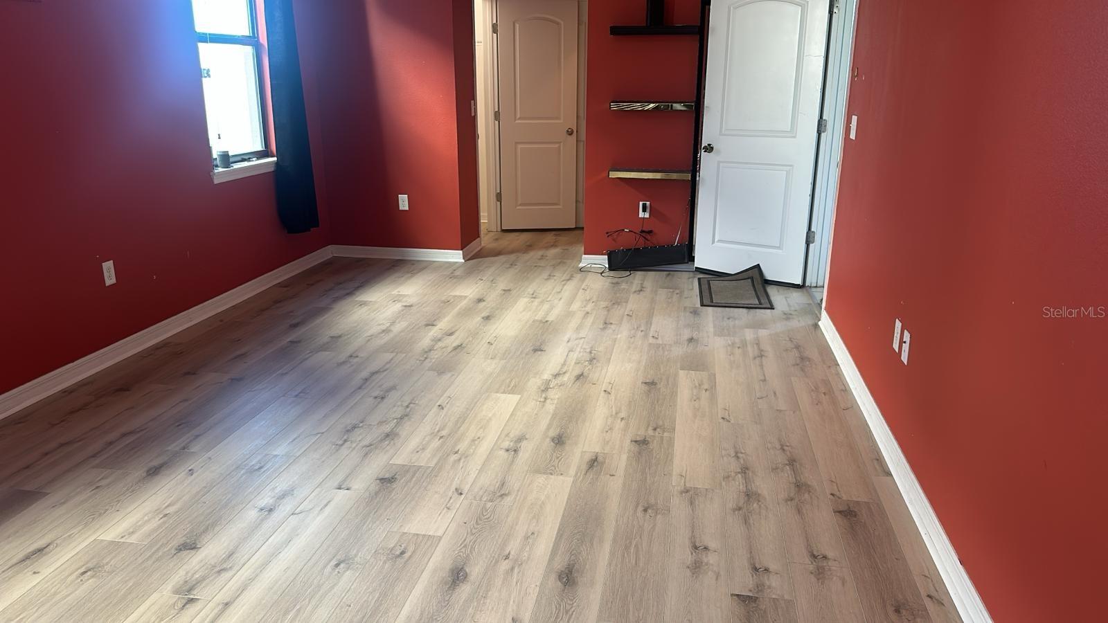 CRESTRIDGE AT ESTATES - Residential Lease